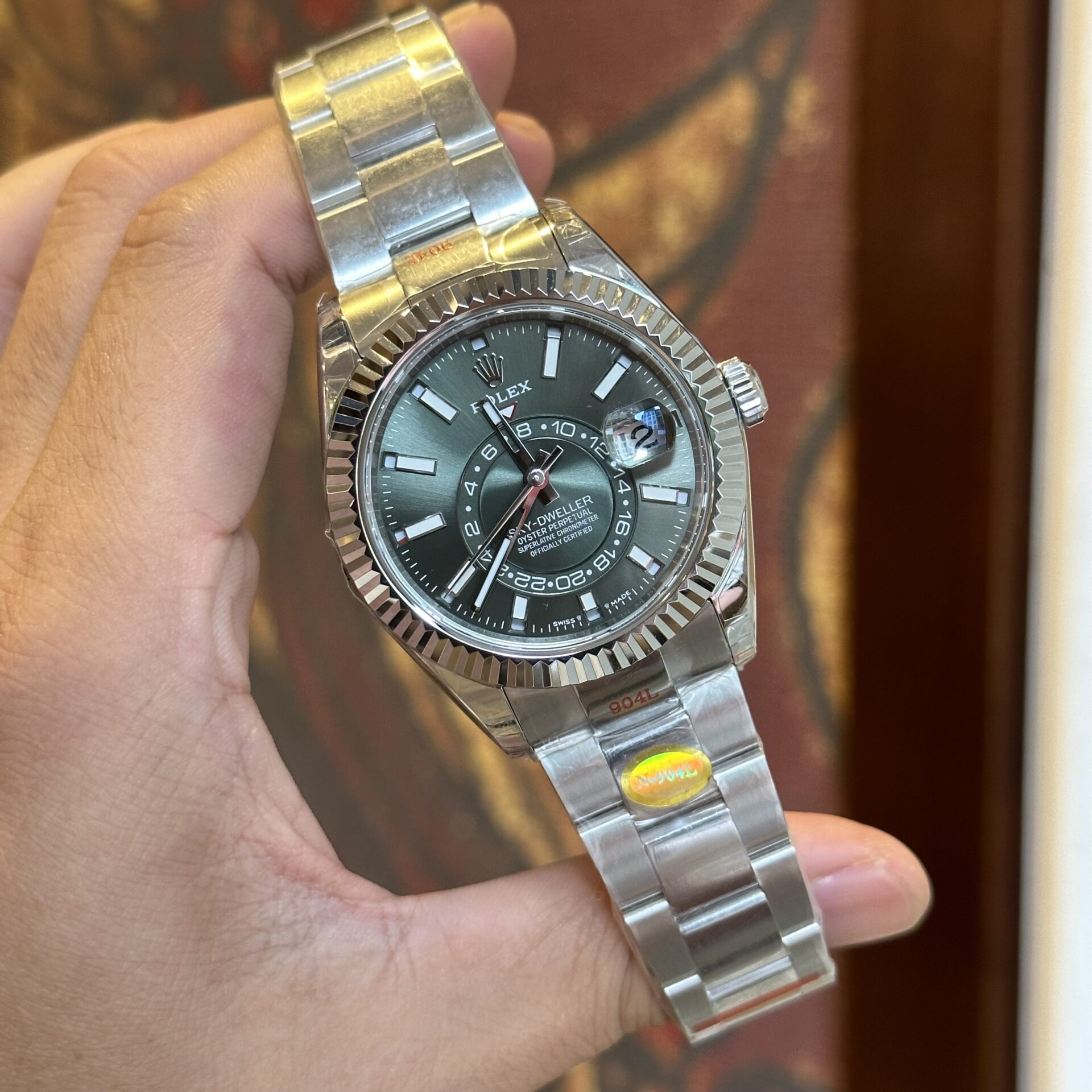 Rolex Sky Dweller 326935 Replica Watch Green Dial Noob Factory 42mm