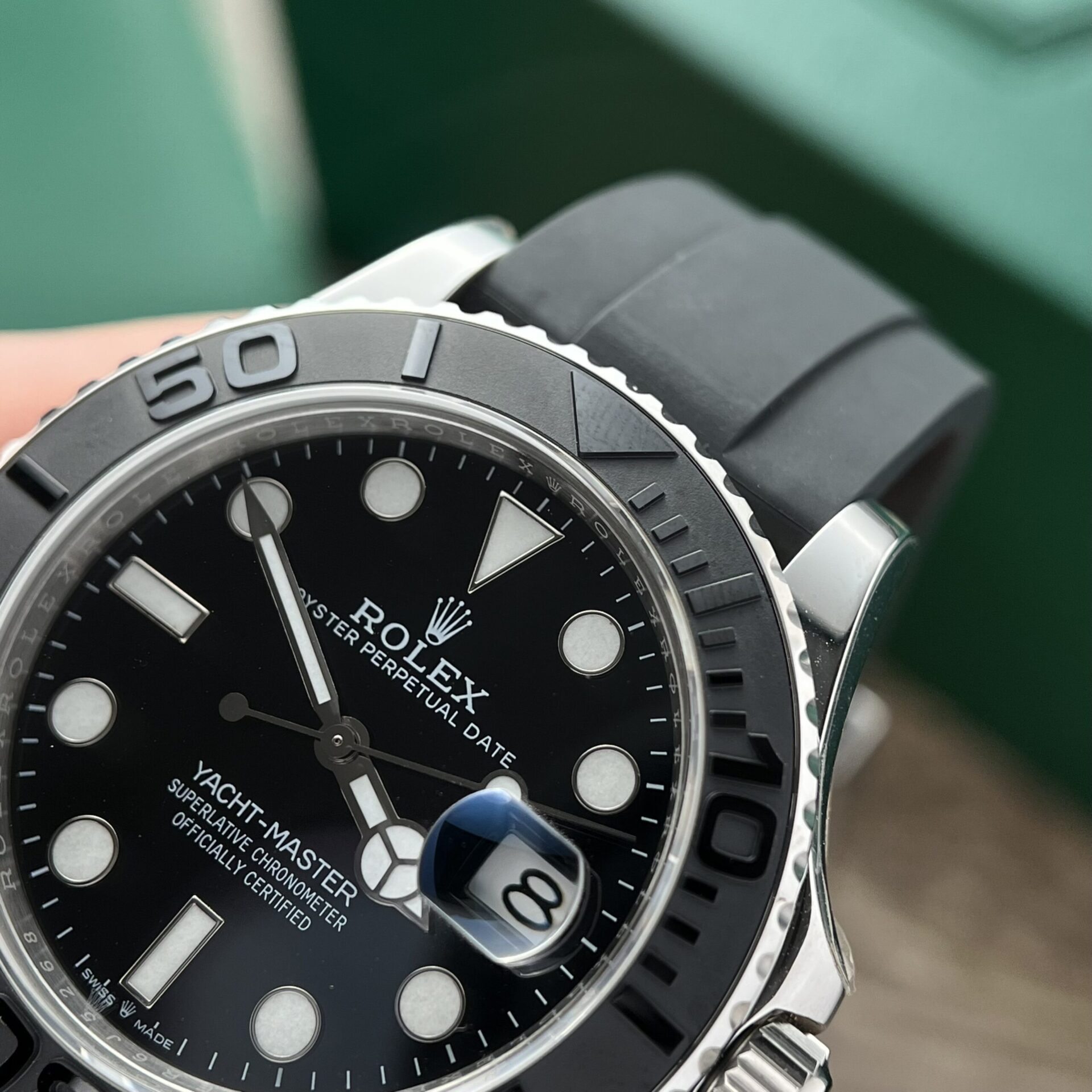 Rolex Fake Clone Yacht-Master Black Dial Rubber Strap EW Factory 40mm
