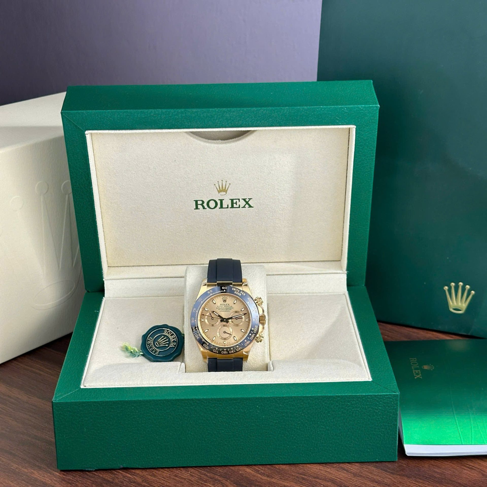 Rolex Daytona 116518LN Replica Watch Dial Yellow Champagne Clean Factory 40mm