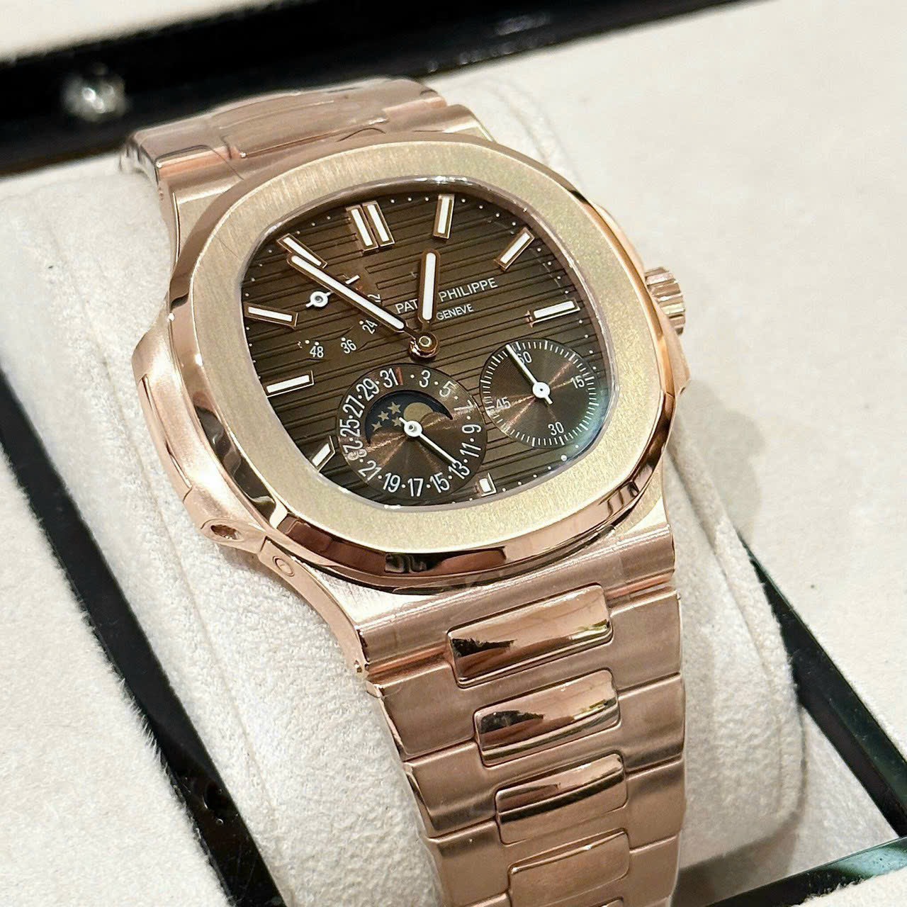 Patek Philippe Nautilus 5712 Gold Wrapped Chocolate Dial GRF 40mm