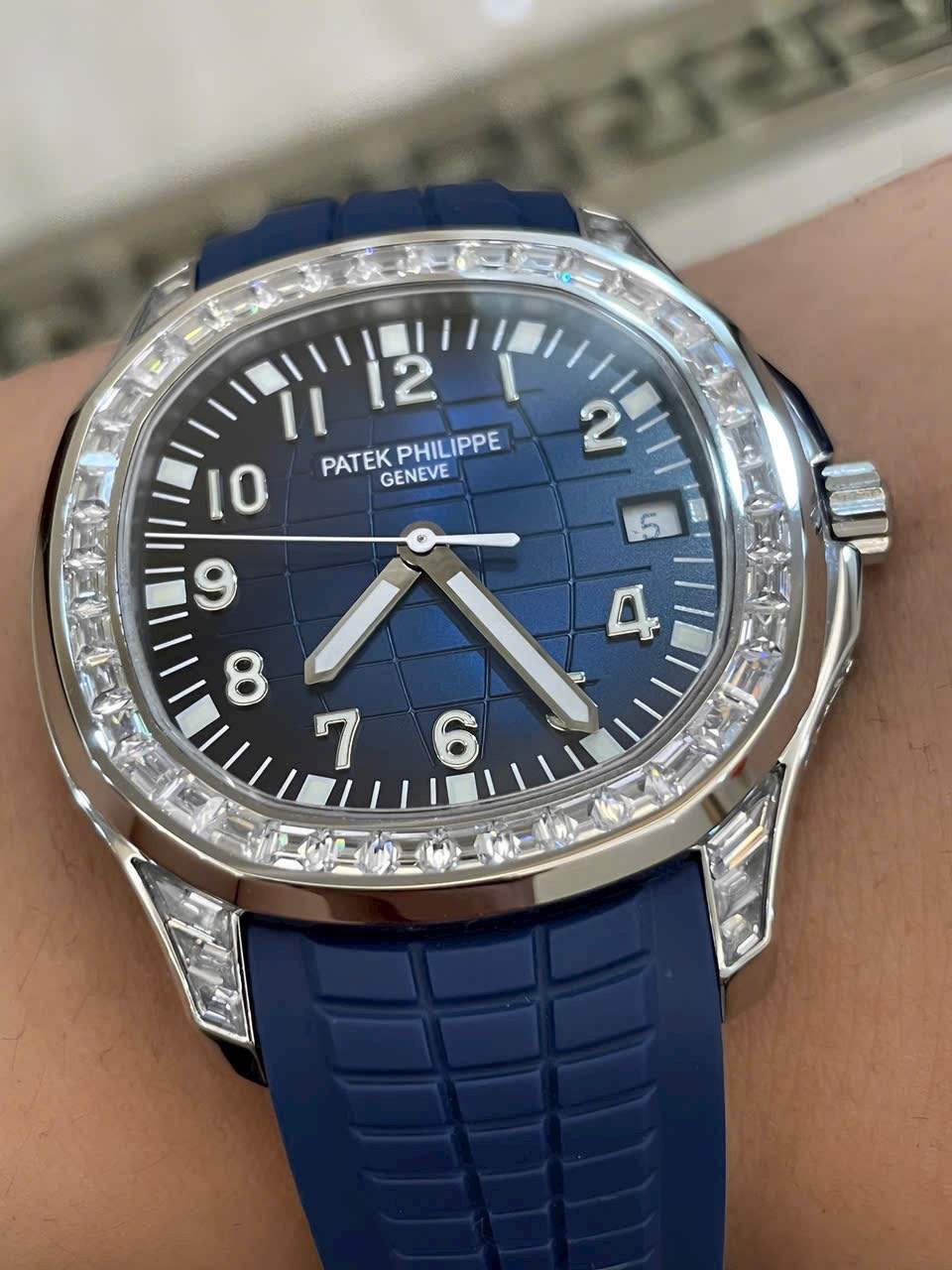Patek Philippe Replica Watches Aquanaut 5168G Blue Rubber Strap GR Factory 42mm