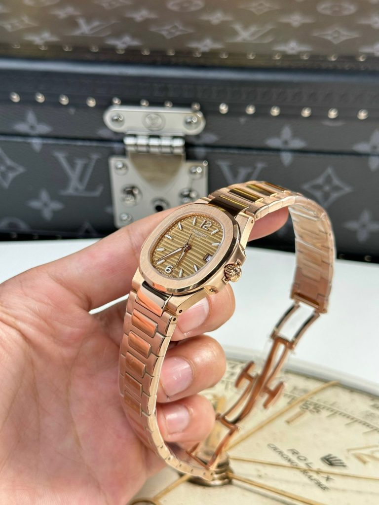 Patek Philippe Replica Watch Nautilus 7010 Rose Gold Womens 32mm