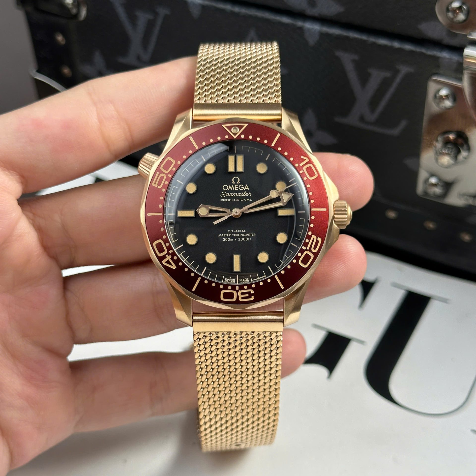 Omega Best Replica Watch Seamaster Diver 300M Bronze Gold VS Factory 42mm