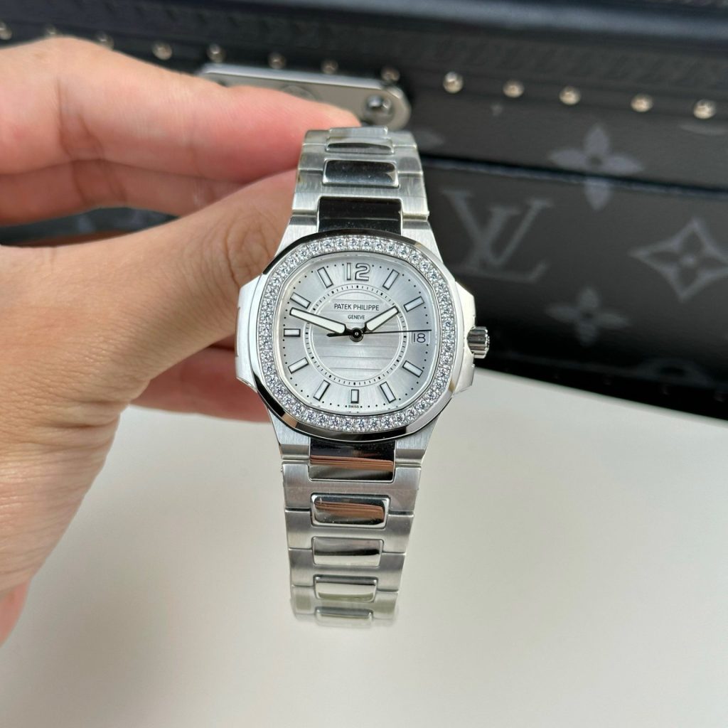 Patek Philippe Clone Watch Nautilus 7010 Womens White Dial 32mm