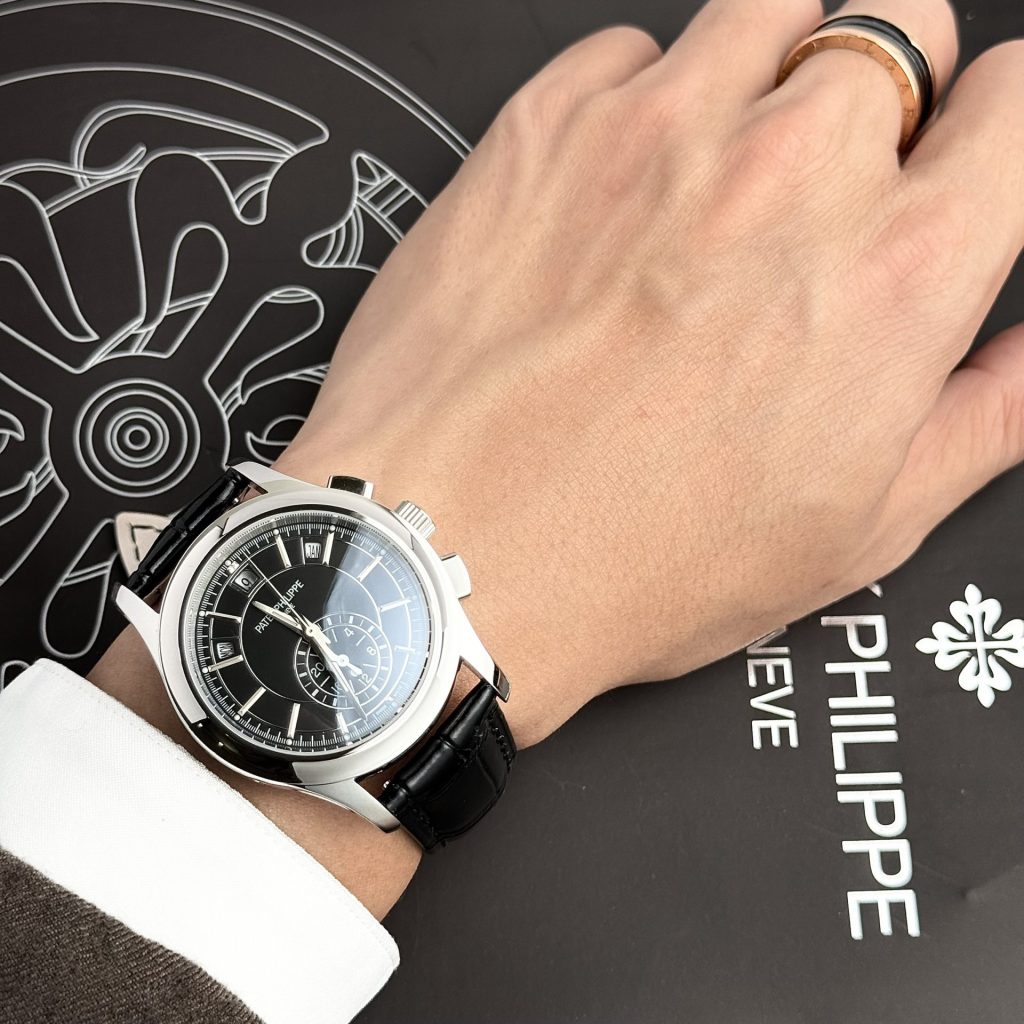 Patek Philippe Replica Watch Complications 5905G Dial Black 42mm