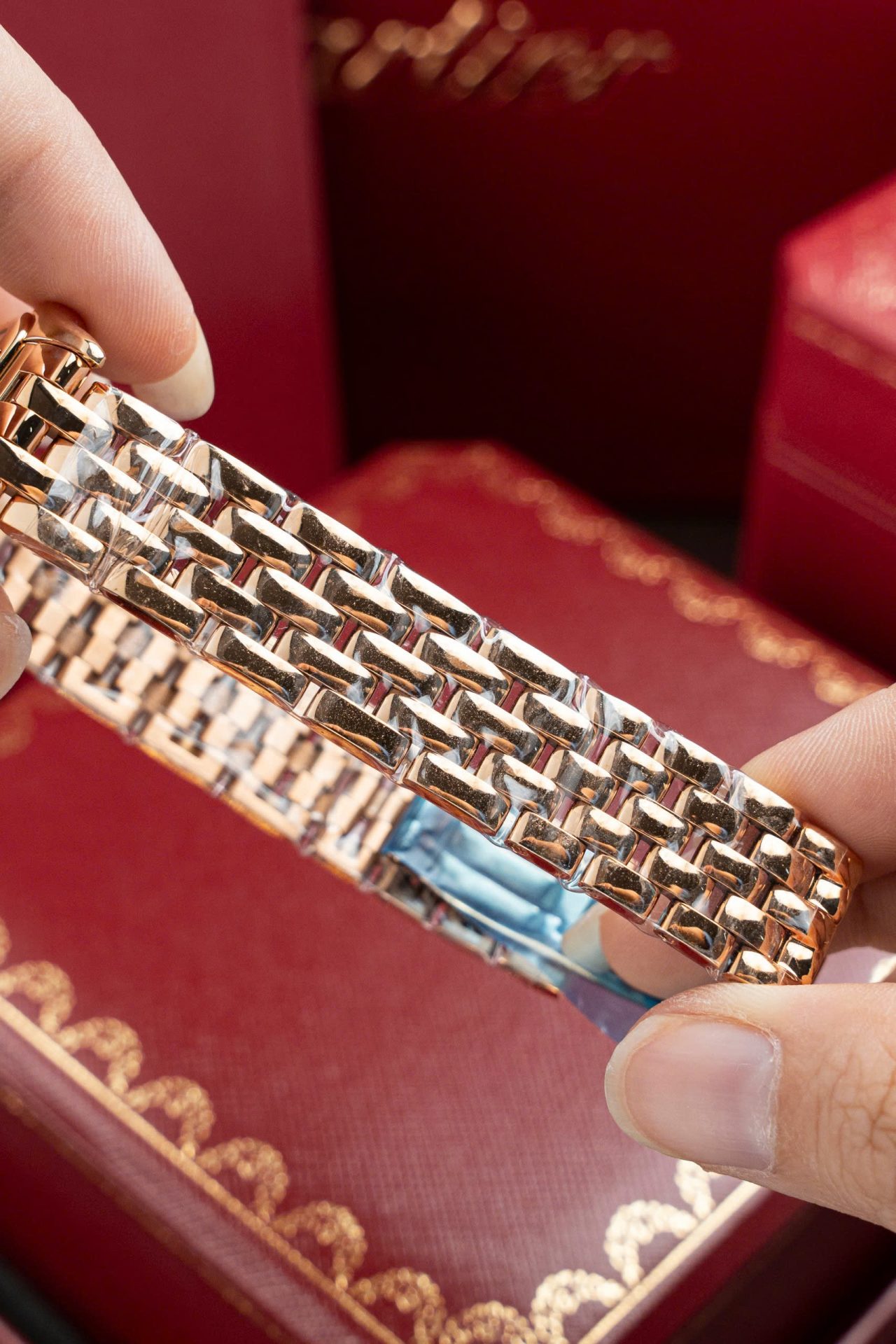 Cartier Panthere WJPN0009 Rose Gold Replica Watches Bezel Diamonds Moissanite 27x37mm