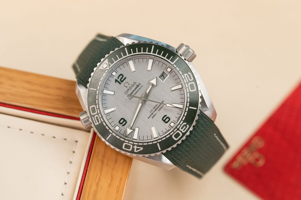 Omega Replica Watches Planet Ocean 600M Dial Gray VS Factory 43.5mm