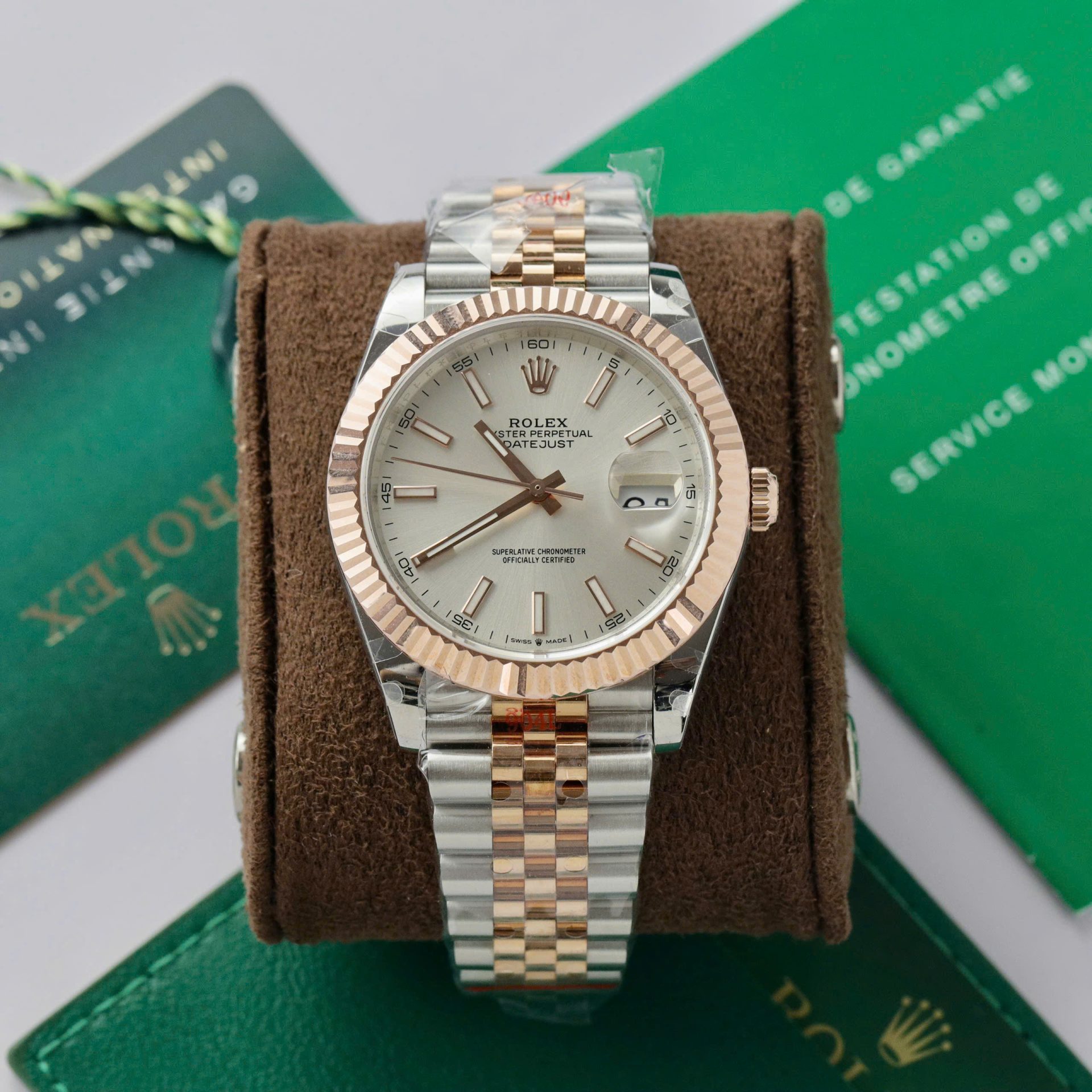 Rolex DateJust Replica Watch Gold Wrapped Jubilee Strap GM Factory 41mm