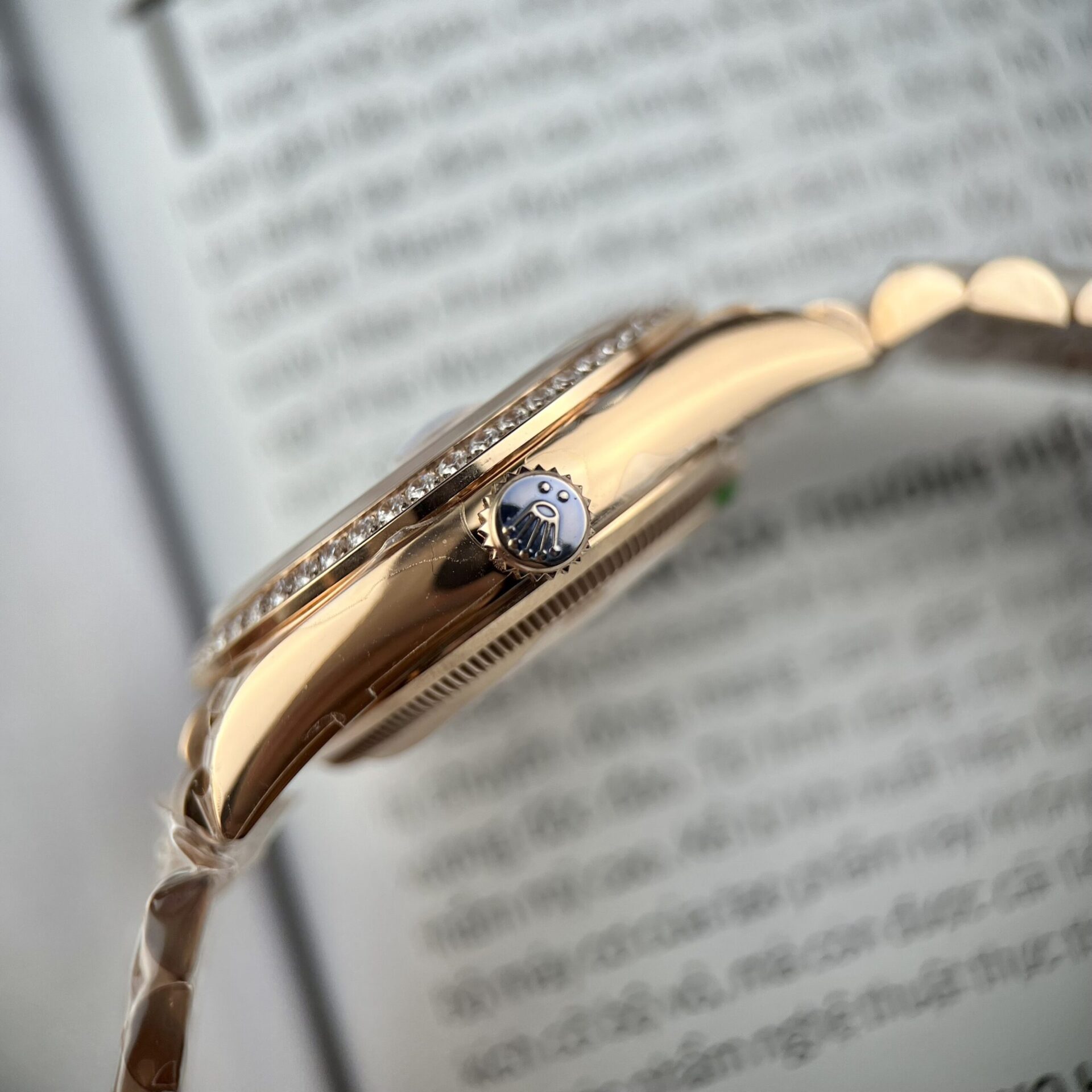 Rolex Clone Watch Day-Date Pink Dial President Strap EW Factory 31mm