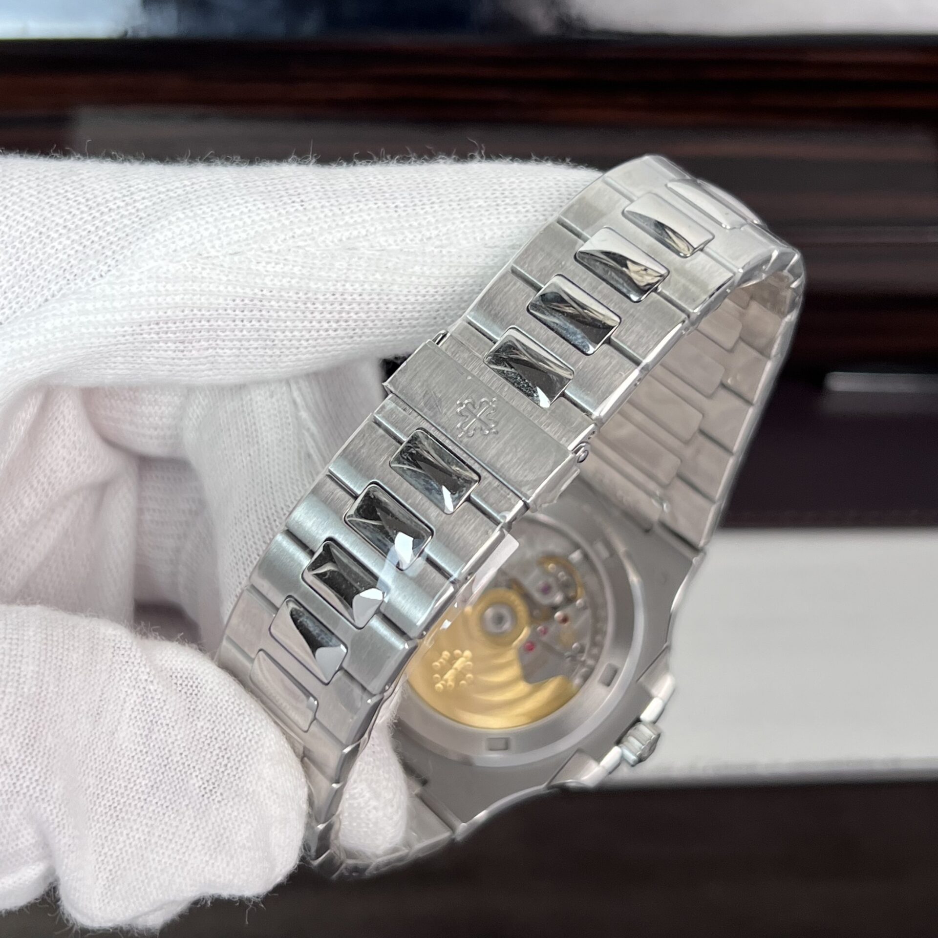 Patek Philippe Nautilus 5723 Replica 1:1 Watch Blue Dial Diamond 40mm