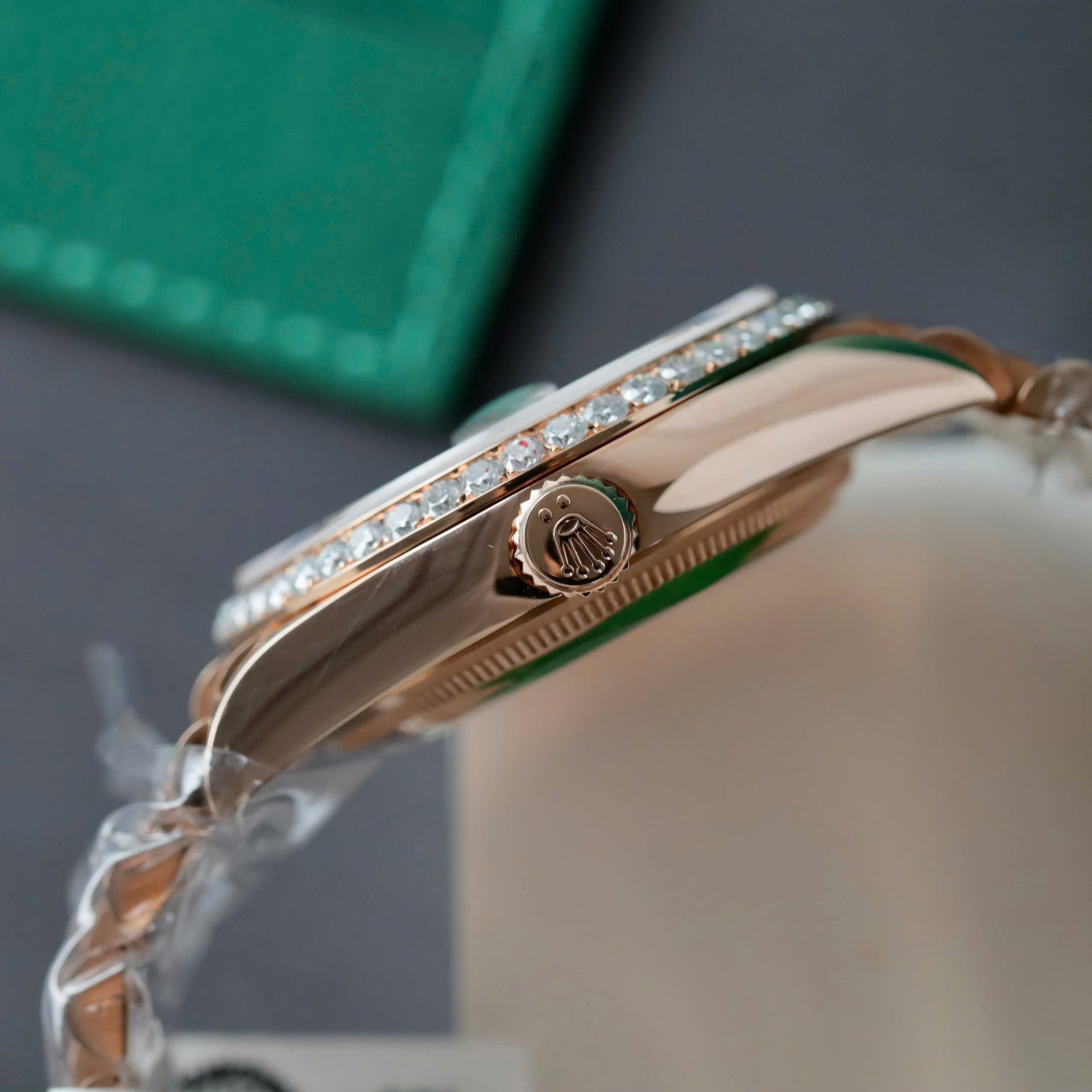 Rolex Day-Date Eisenkiesel Dial Copies Watch Gold Wrapped + Diamonds Moissanite GM Factory 36mm