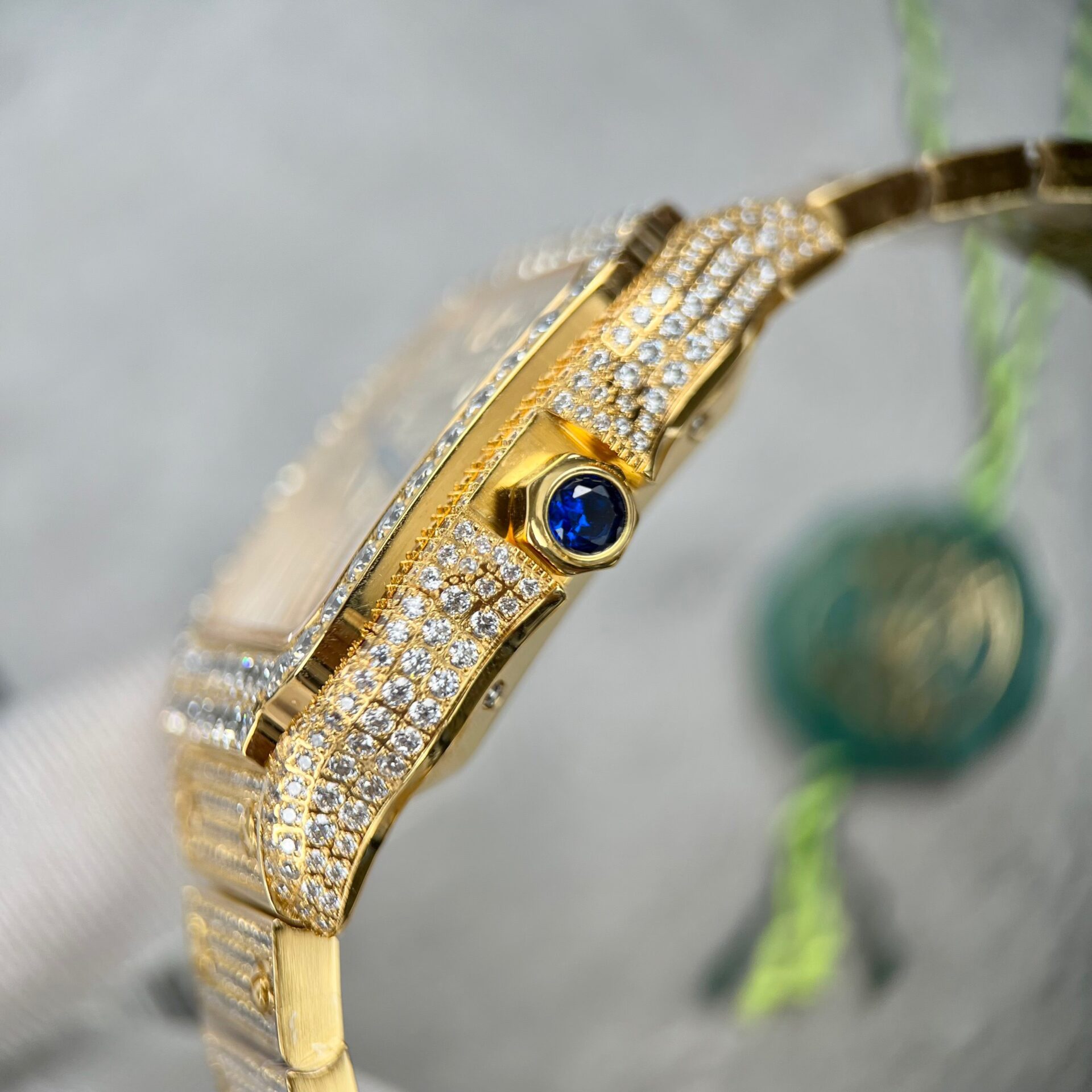 Cartier Santos Replica 1:1 Watch With Stone BV Factory 39.8mm