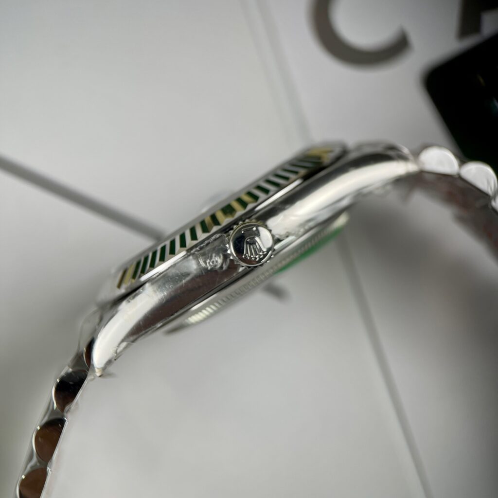 Rolex Replica Watch DateJust Dial Mother Of Pearl Moissanite Diamonds 41mm