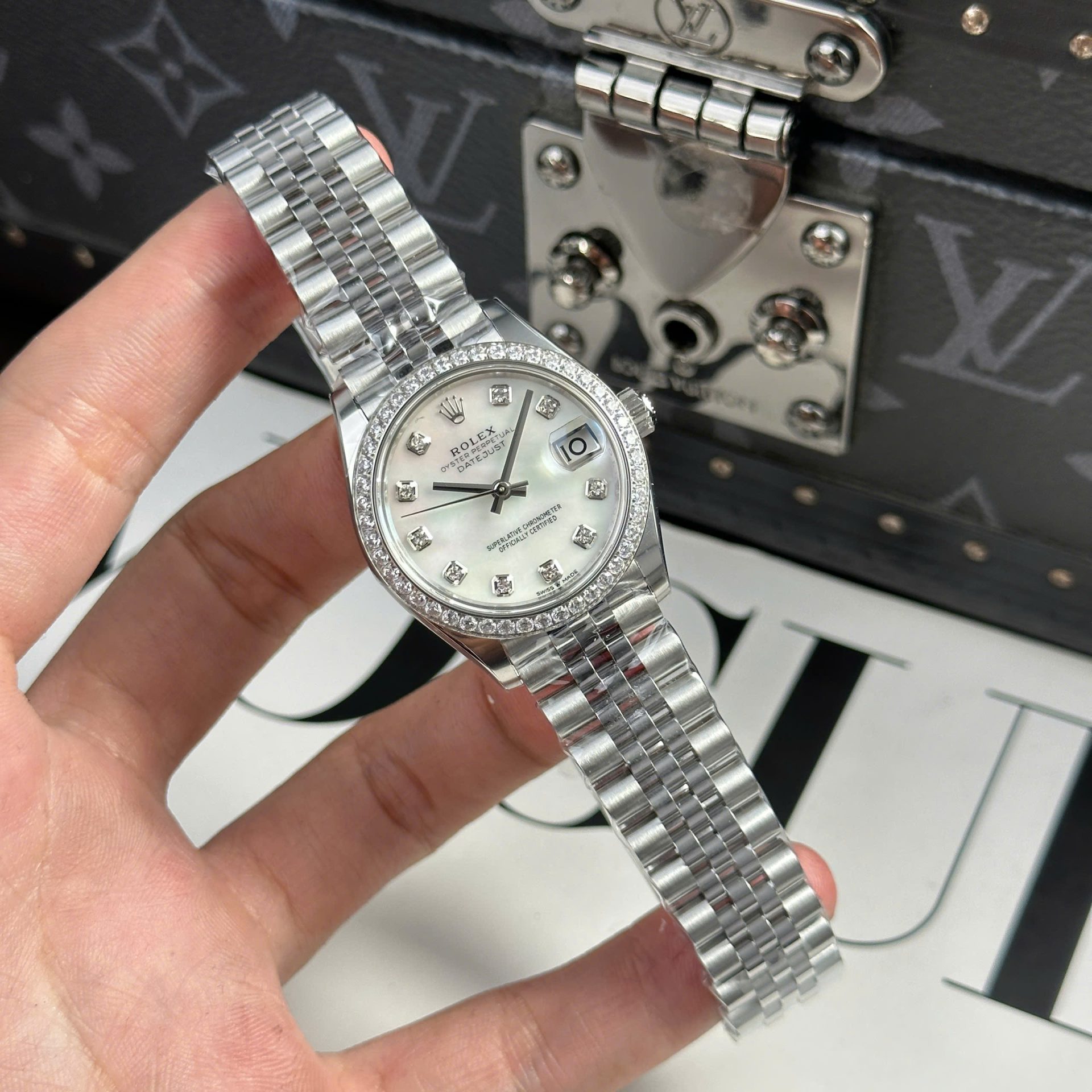 Rolex DateJust Fake Watch Women Dial MOP Bezel Diamonds CZ THB Factory 31mm