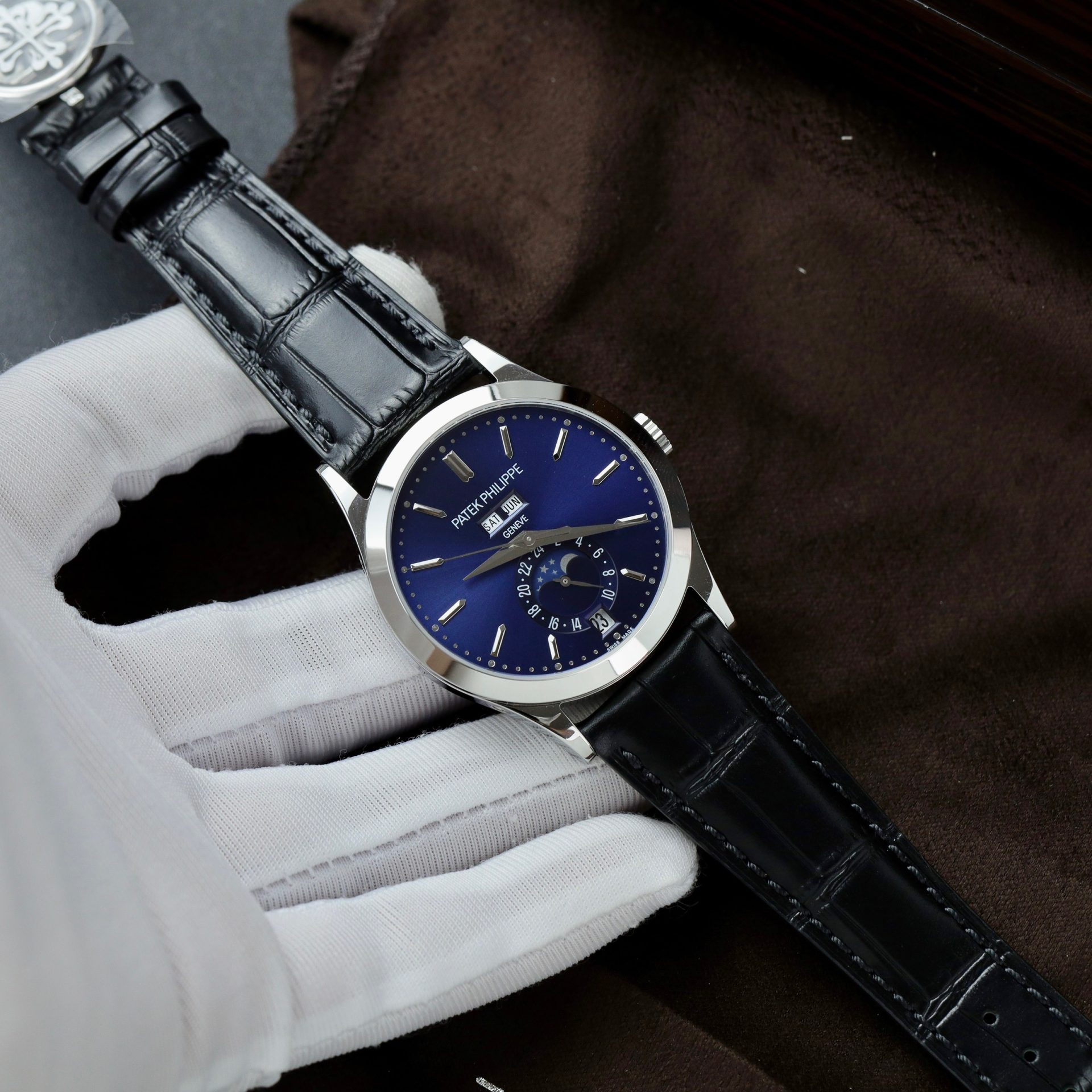Patek Philippe Replica Watch Complications 5396G Dial Blue 38.5mm