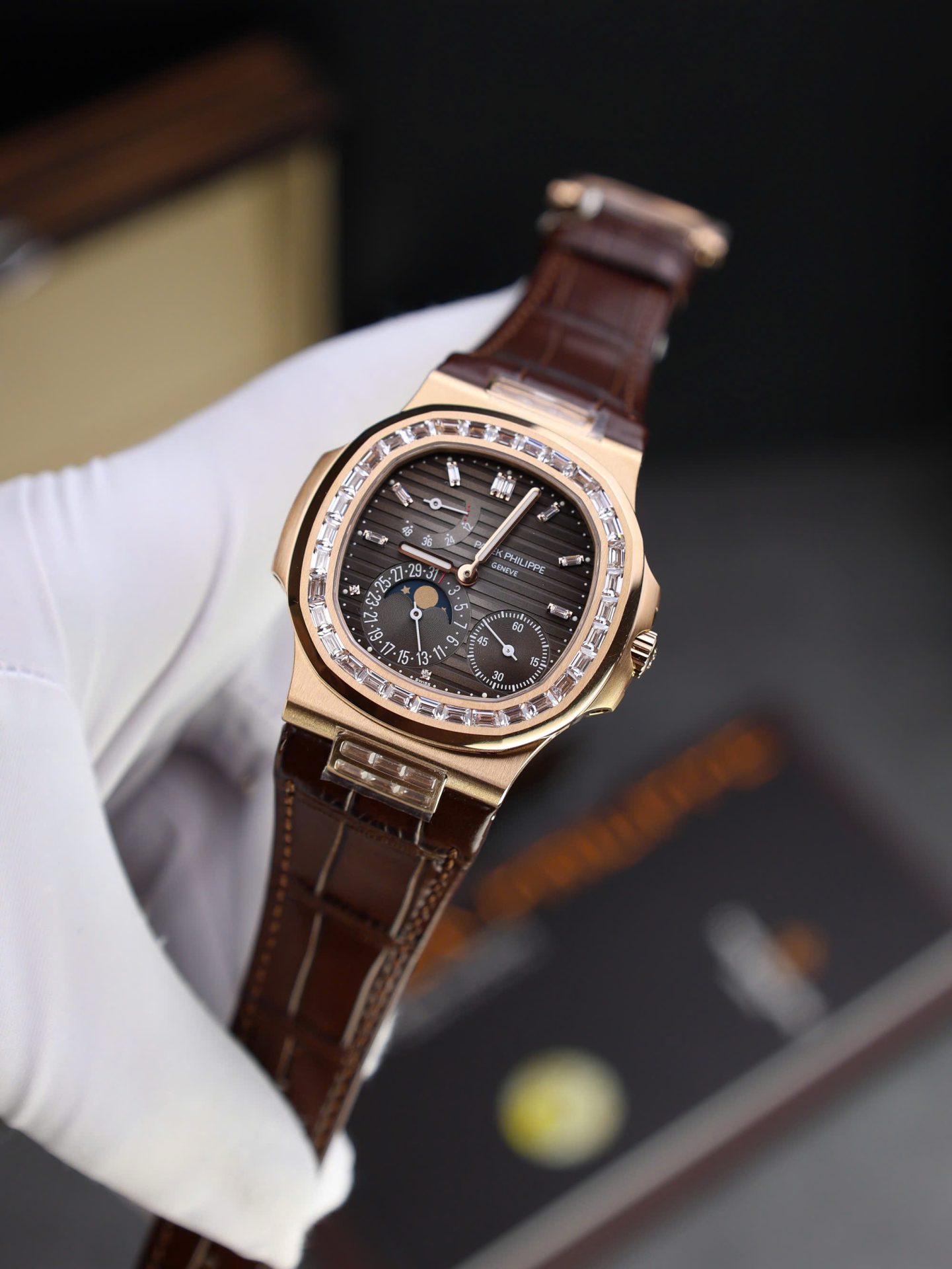 Patek Philippe Nautilus 5724 Rose Gold Replica Watch Full Function PPF Factory 40mm