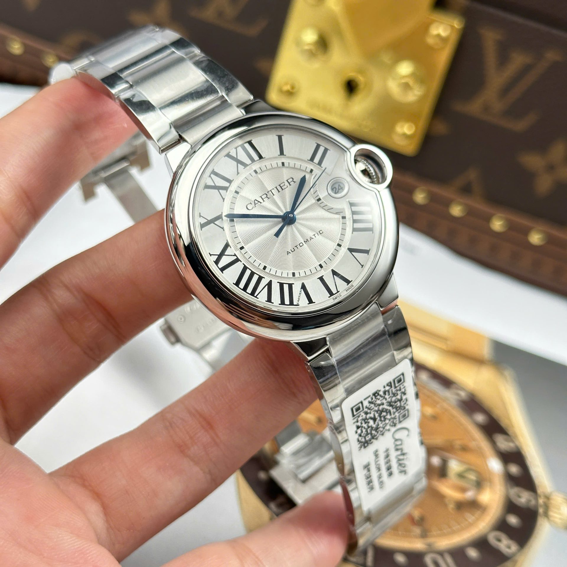 Cartier Ballon Bleu Replica Watch White Dial Metal Wire AF Factory 40mm