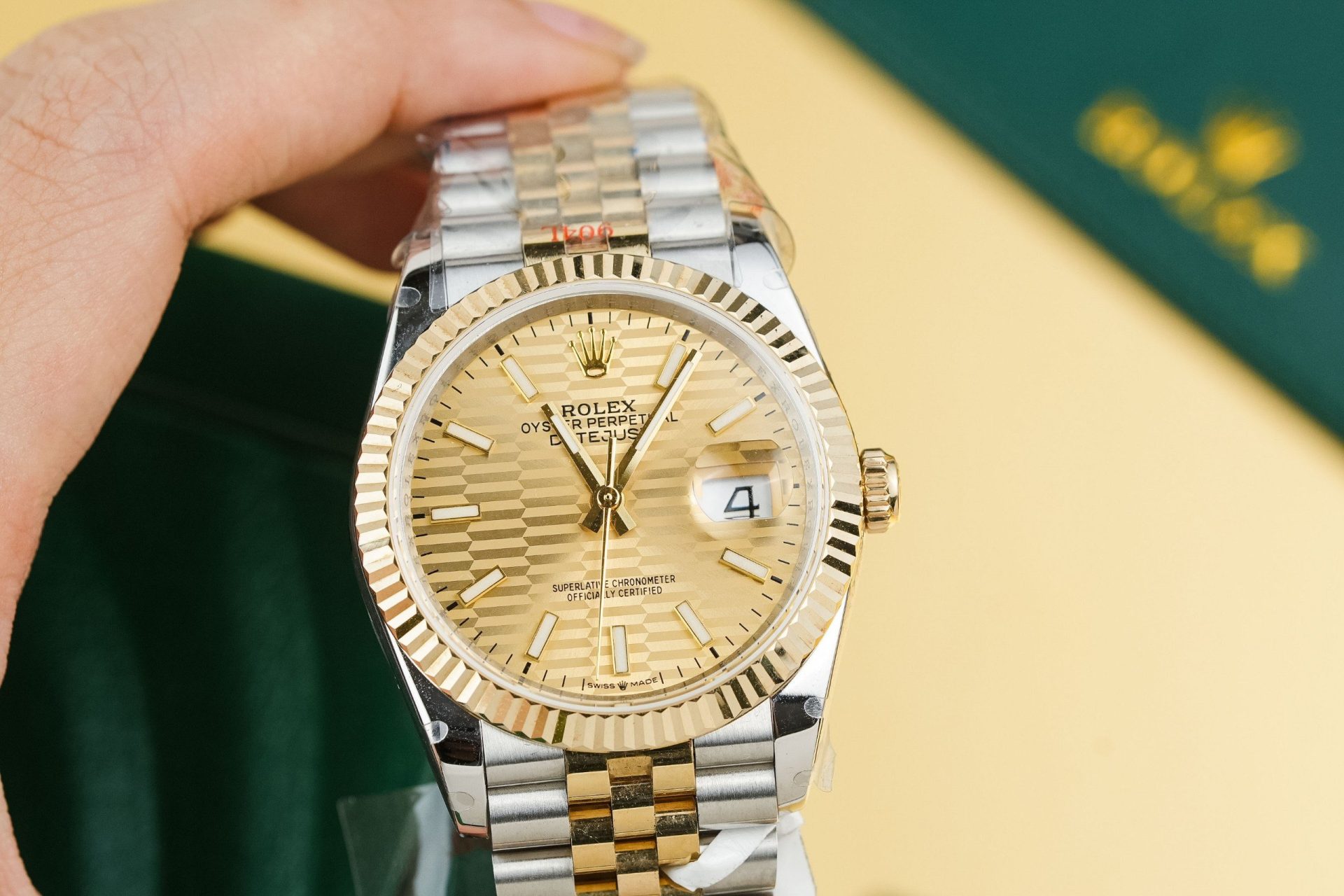 Rolex Best Replica Watch DateJust 126233 Yellow Champagne Fluted Dial Gold Wrapped 36mm