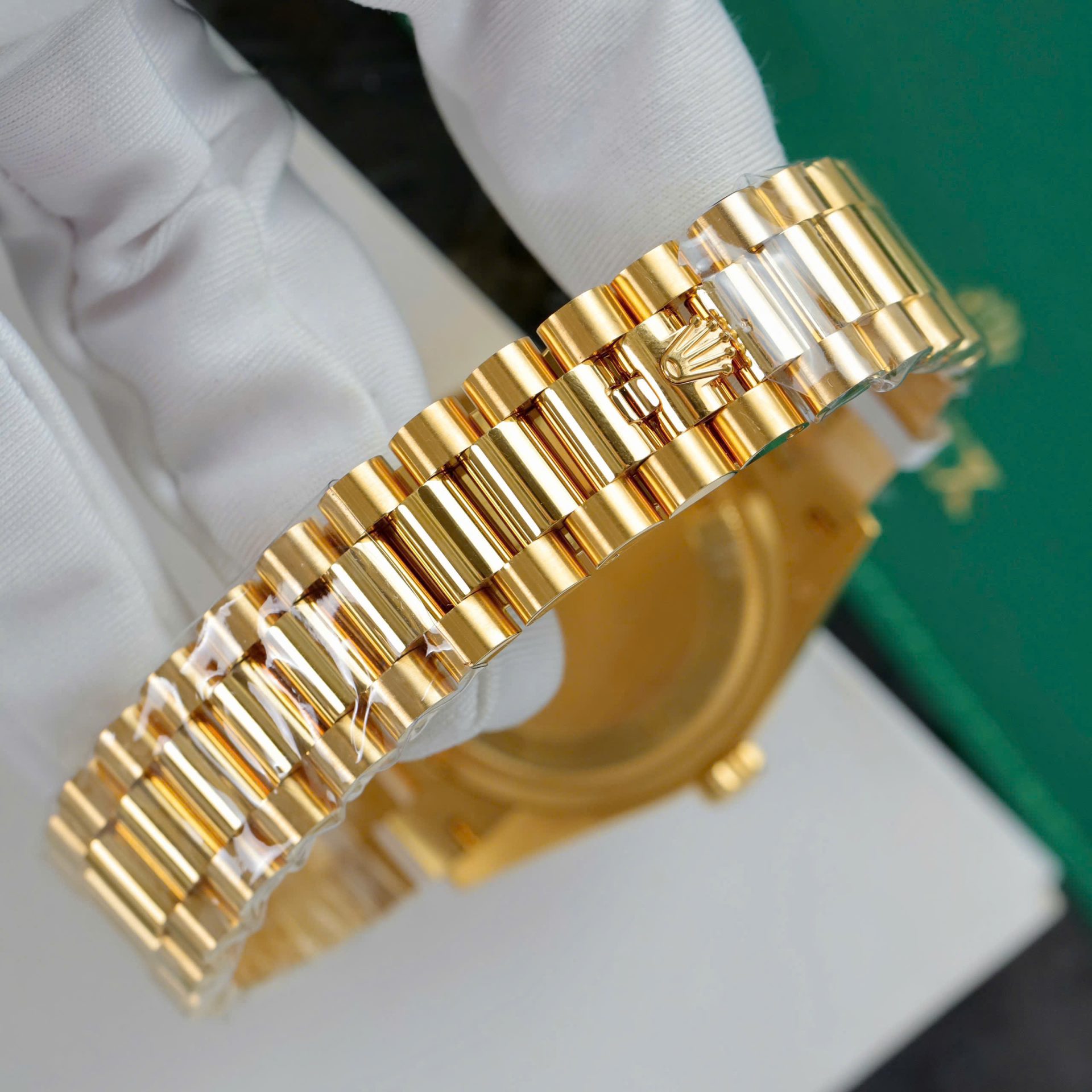 Rolex Day-Date Copies Watches Custom 18K Gold Wrapped + Moissanite Diamonds GM Factory 36mm