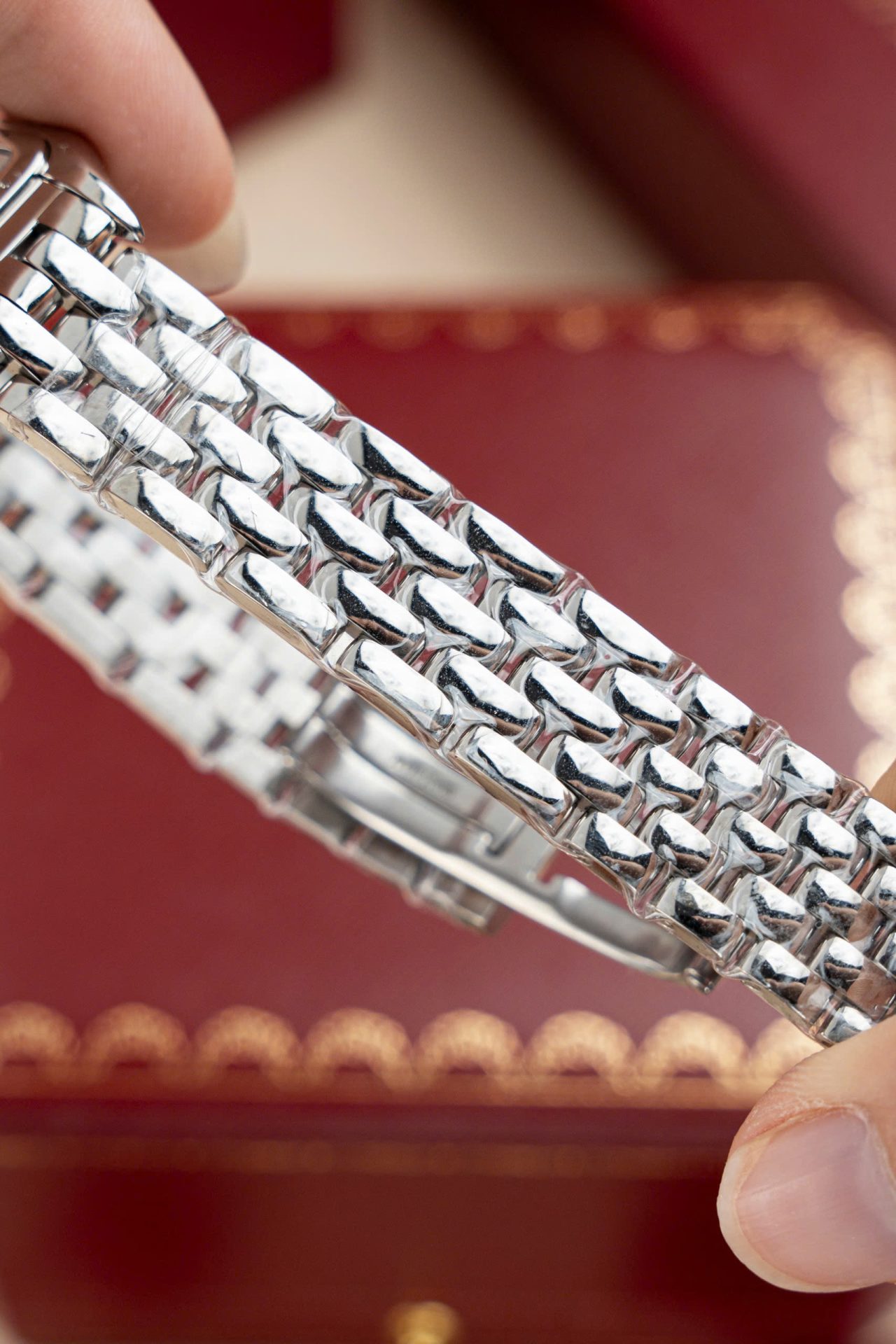 Cartier Clone Watch Panthere WGPN0007 Women White Dial 27x37mm