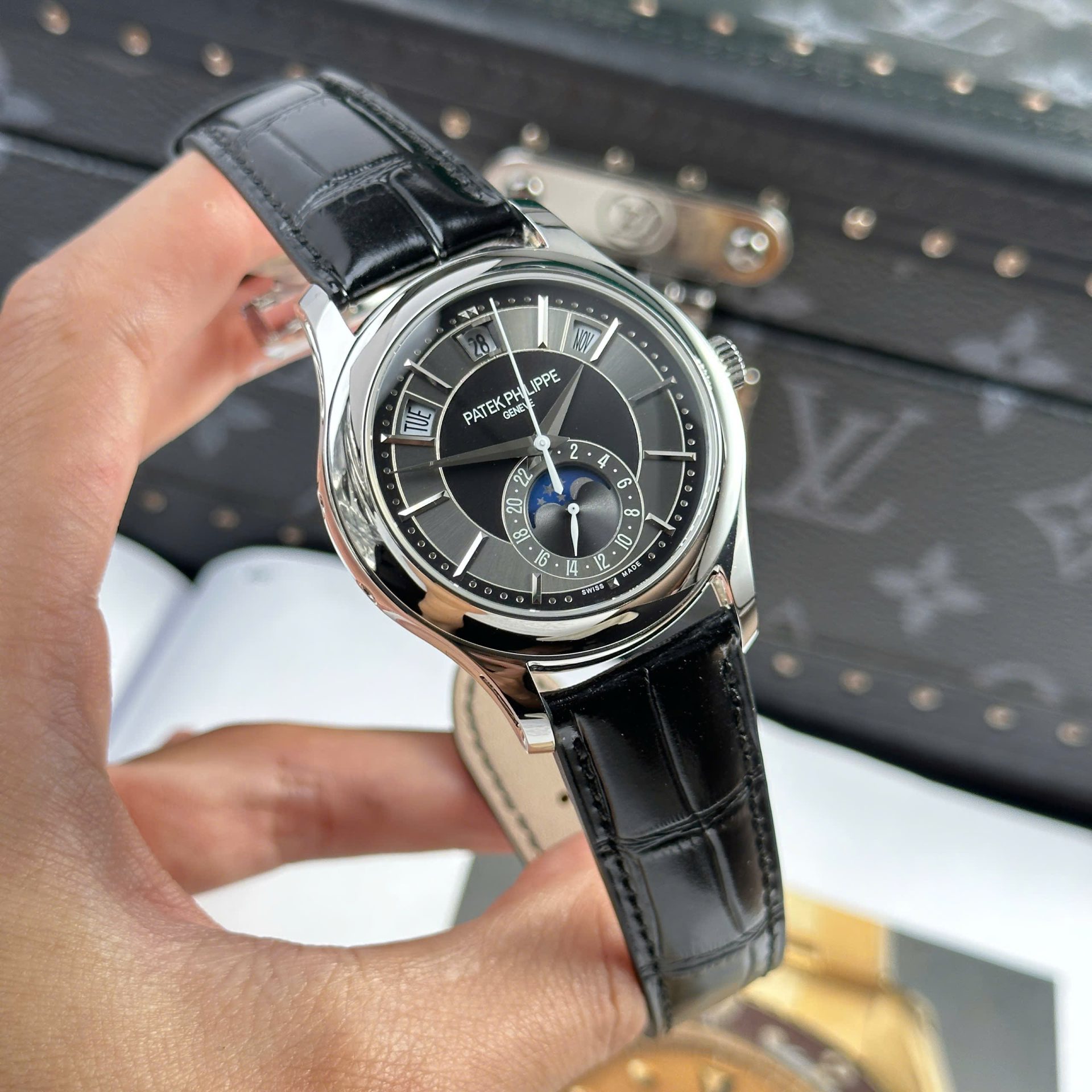 Patek Philippe Replica Watch Complications 5205G Gray Dial Leather Strap 40mm