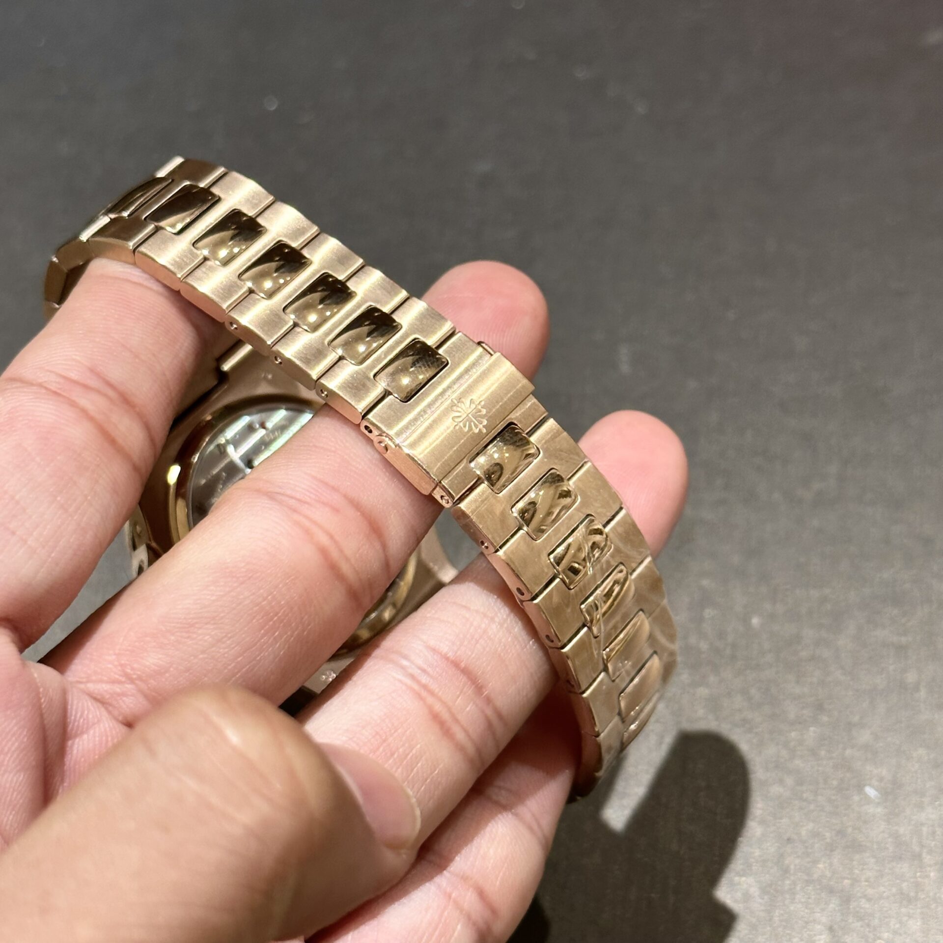 Patek Philippe Nautilus 5712 Replica Watch Black Dial GR Factory 40mm