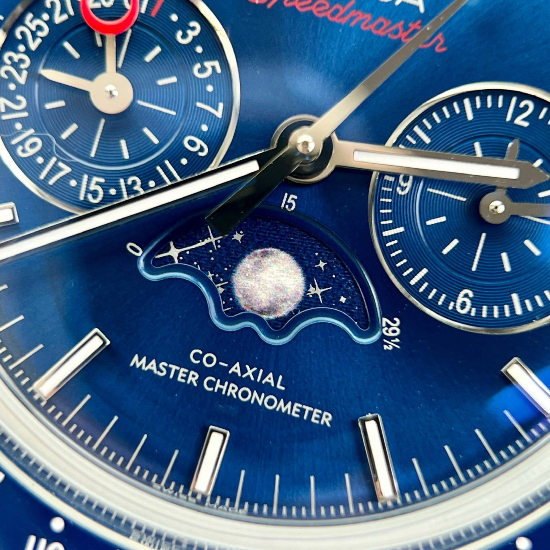 Omega Replica Watch Speedmaster Co-Axial Moonphase Blue Dial 44mm