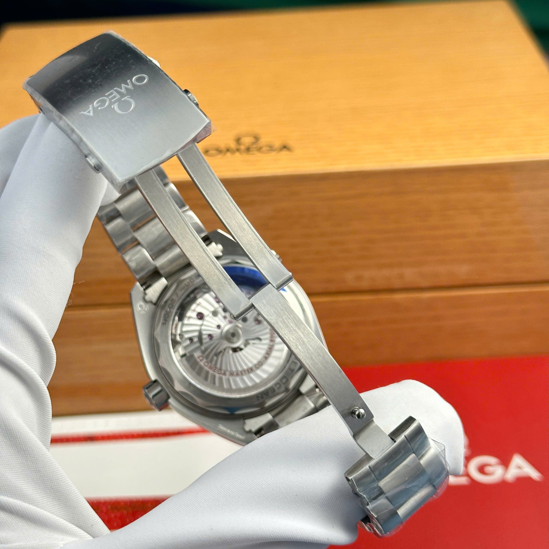 Omega Seamaster Planet Ocean 600M Replica Watch Metal Wire VS Factory 43.5mm