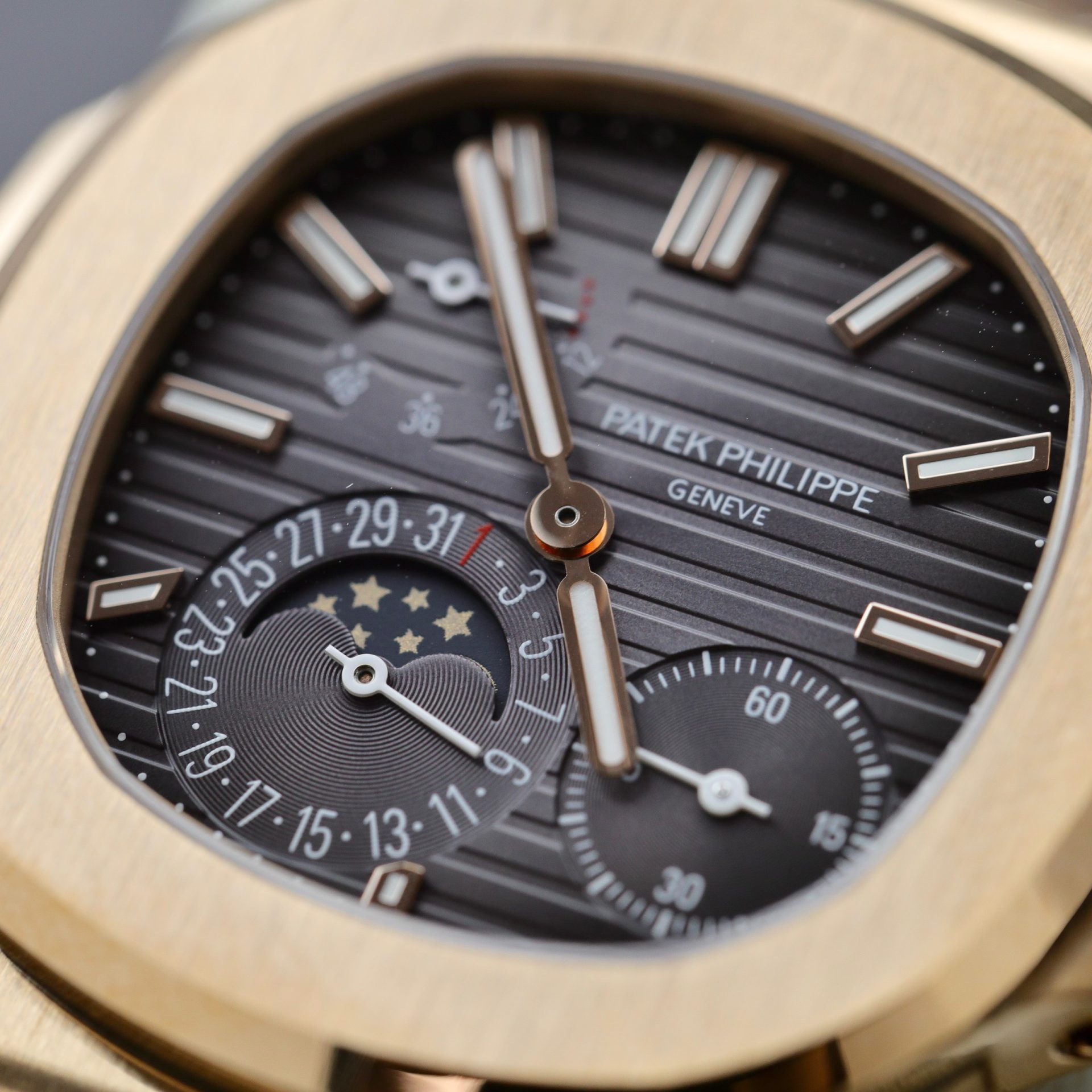 Patek Philippe Replica Watch Nautilus 5712R Rose Gold PPF Factory 40mm