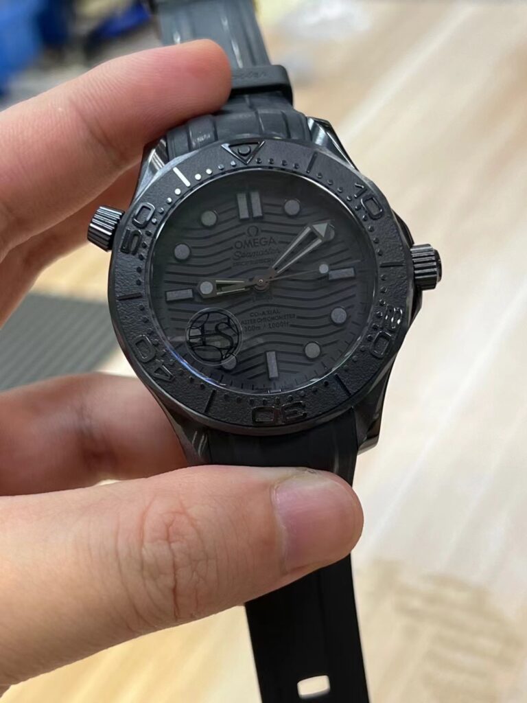 Omega Seamaster Replica Watch Black Ceramic Case Rubber Strap VS Factory 42mm
