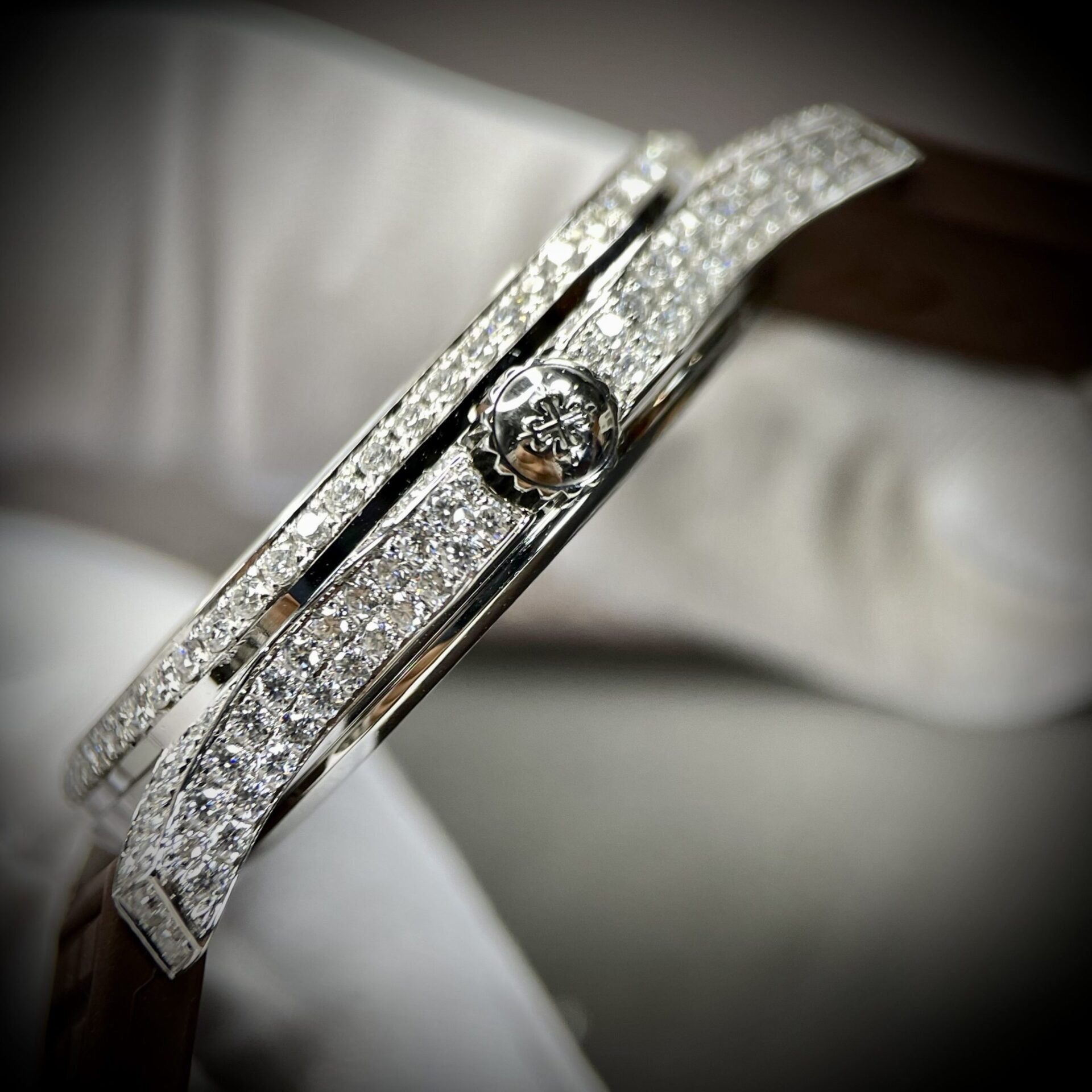 Patek Philippe Replica Watch Aquanaut 5067 Dial Brown Custom Diamonds Moissanite 35.6mm