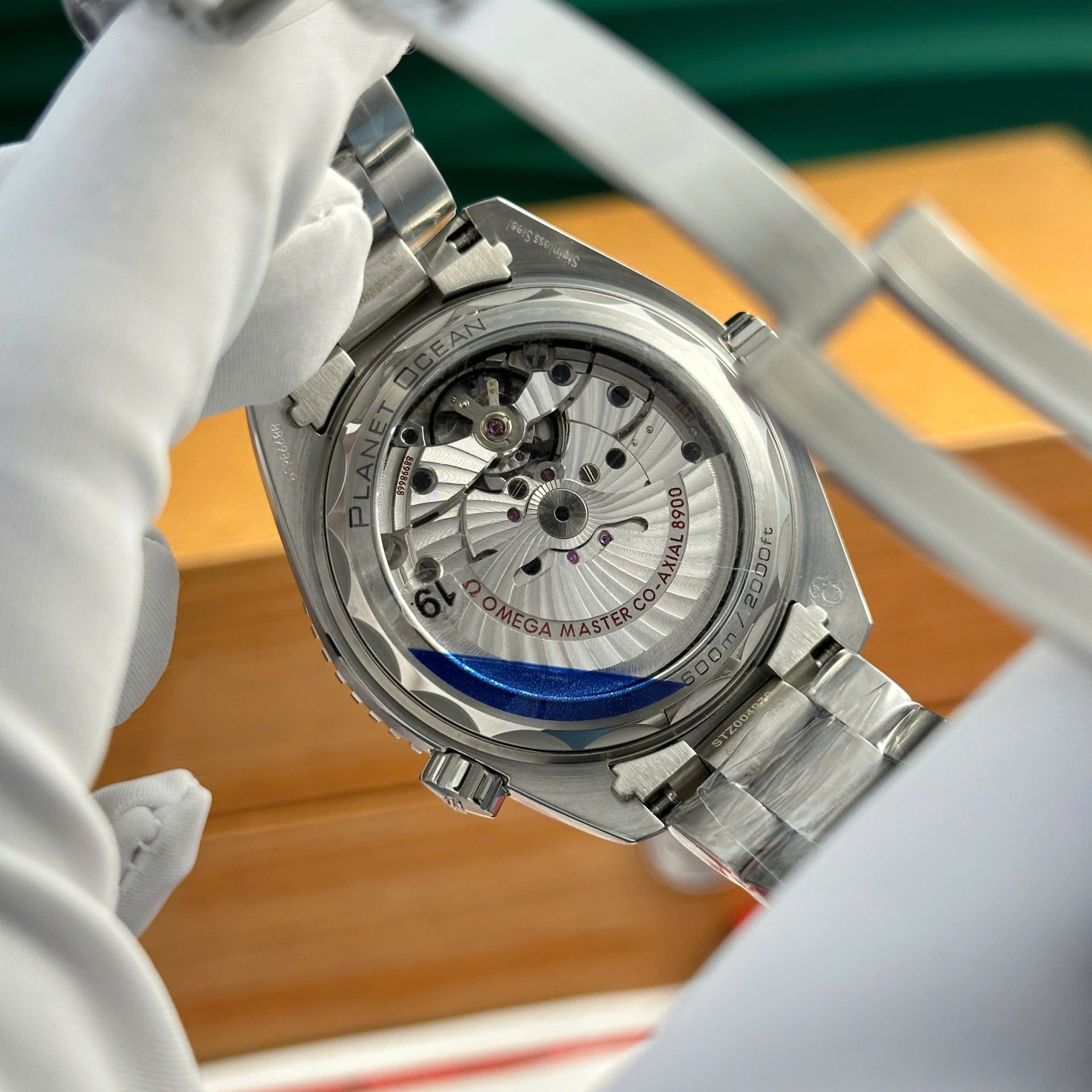 Omega Seamaster Planet Ocean 600M Replica Watch Metal Wire VS Factory 43.5mm