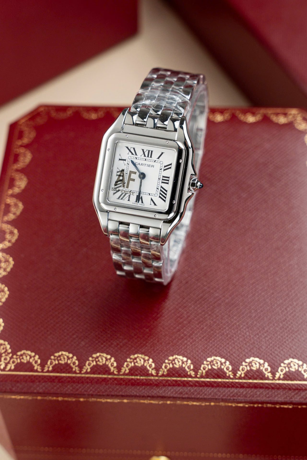 Cartier Clone Watch Panthere WGPN0007 Women White Dial 27x37mm