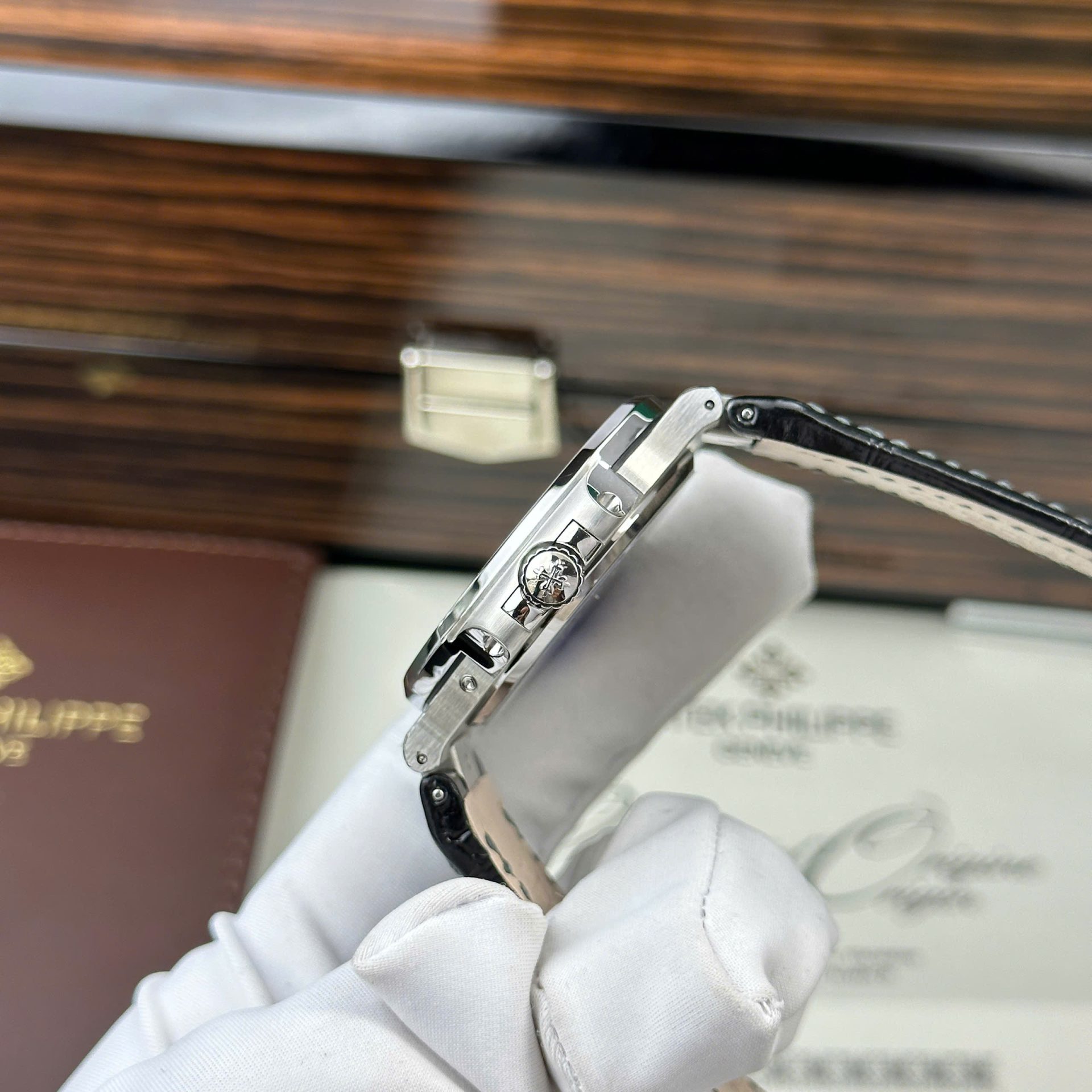 Patek Philippe Nautilus 5722 Replica Watch Grey Dial With Baguette PPF Factory 40mm