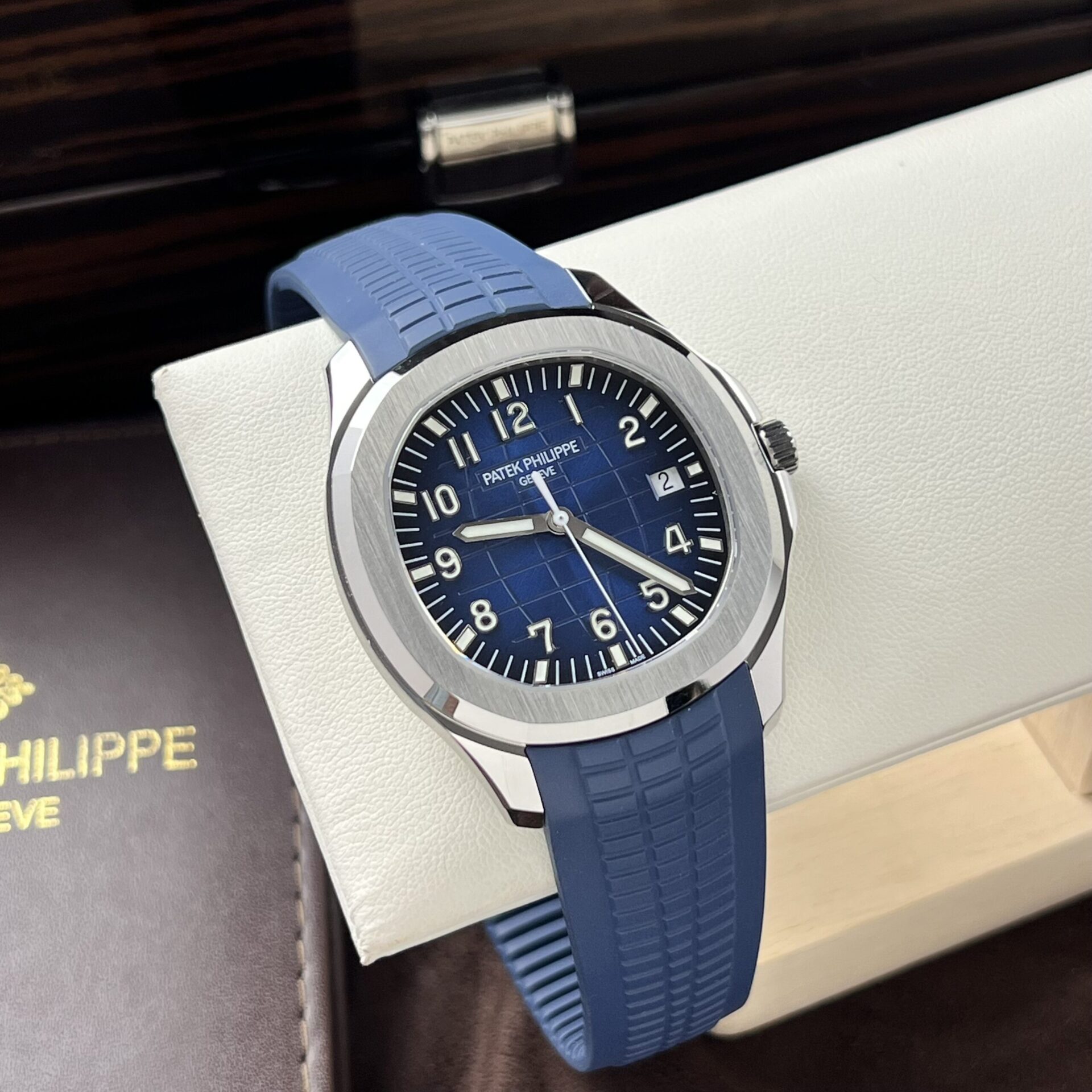 Patek Philippe Replica Watch Aquanaut 5168G Blue Dial 3K Factory 42mm