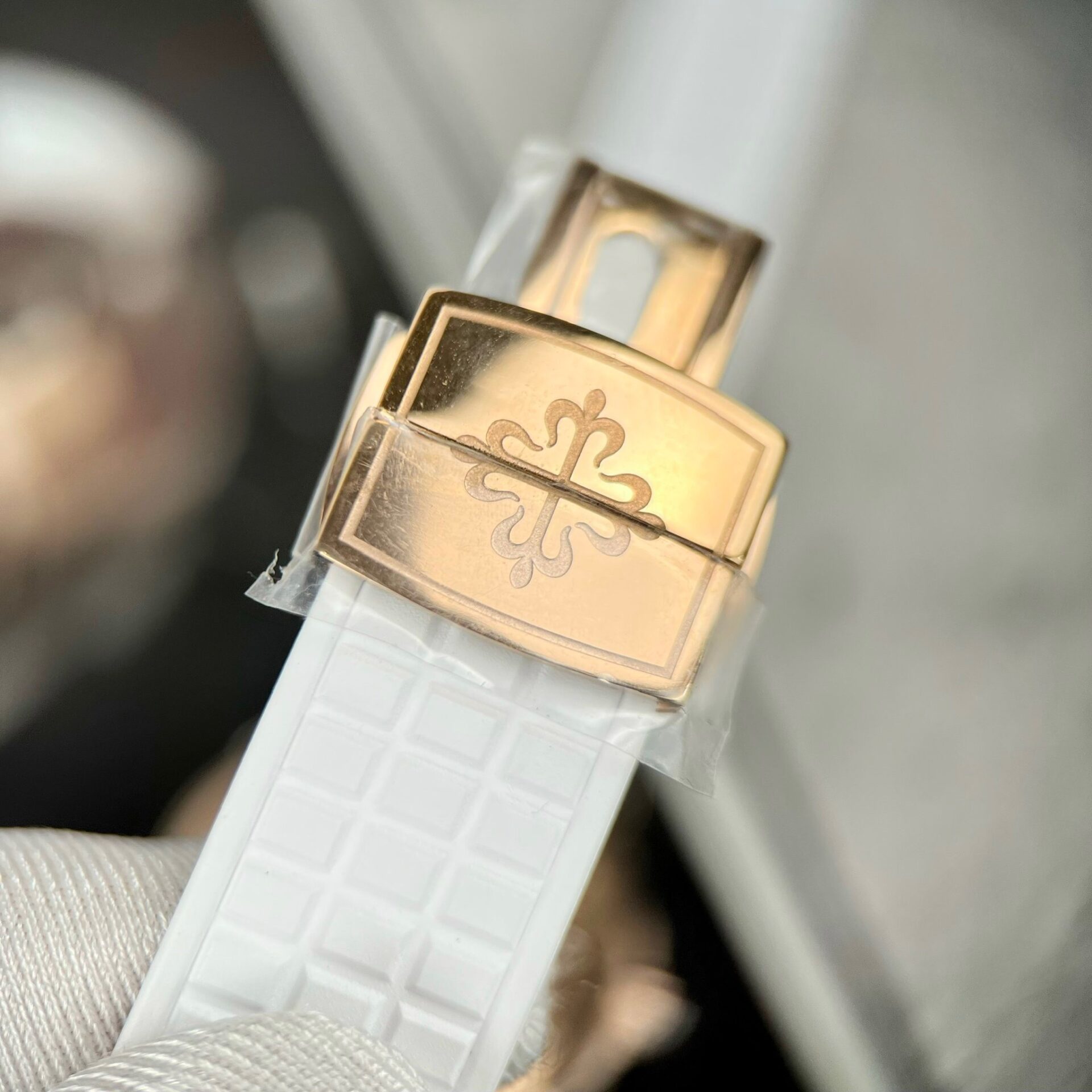 Patek Philippe Aquanaut 5069R With Moissanite Replica Watch PPF 35.2mm