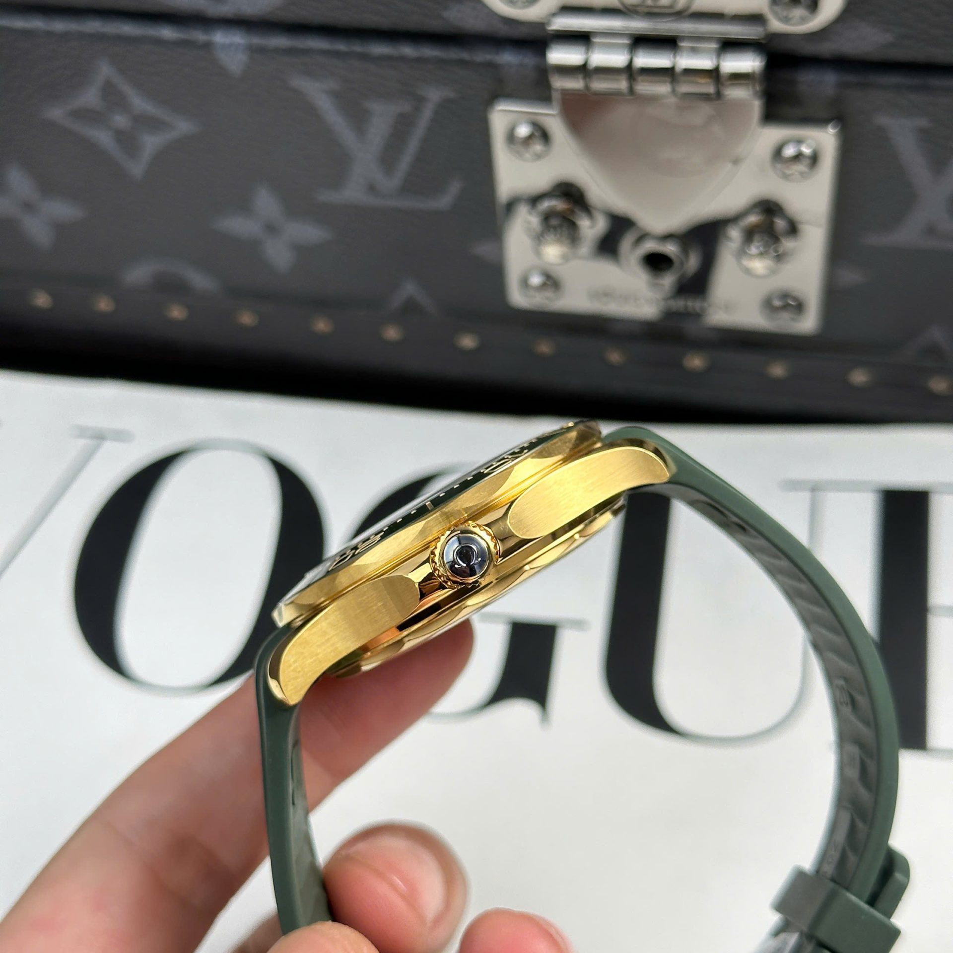 Omega Seamaster Diver 300M Replica Watches Dial Green VS Factory 42mm