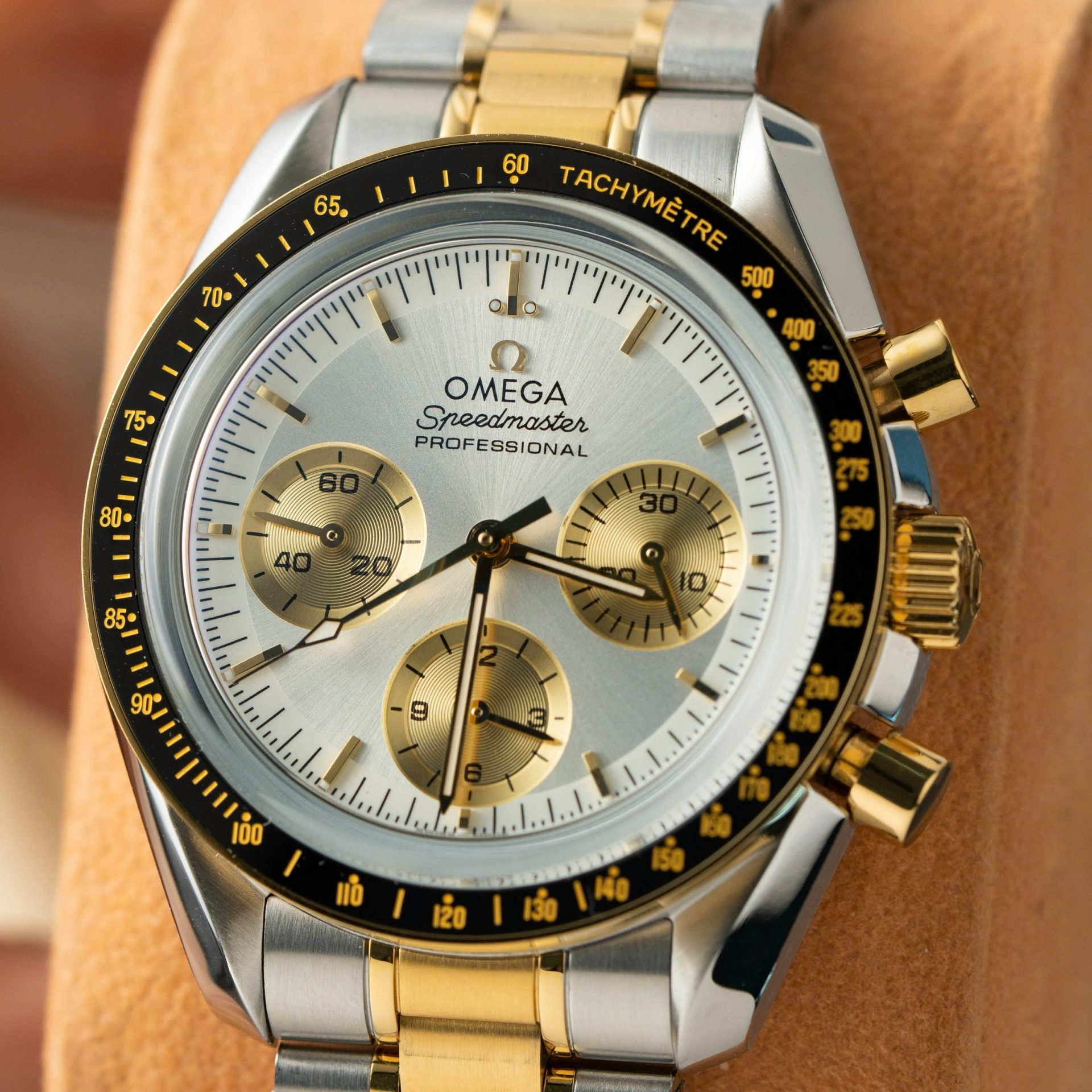 Omega SpeedMaster MoonWatch Chronogarph Demi Gold Replica Watch 42mm