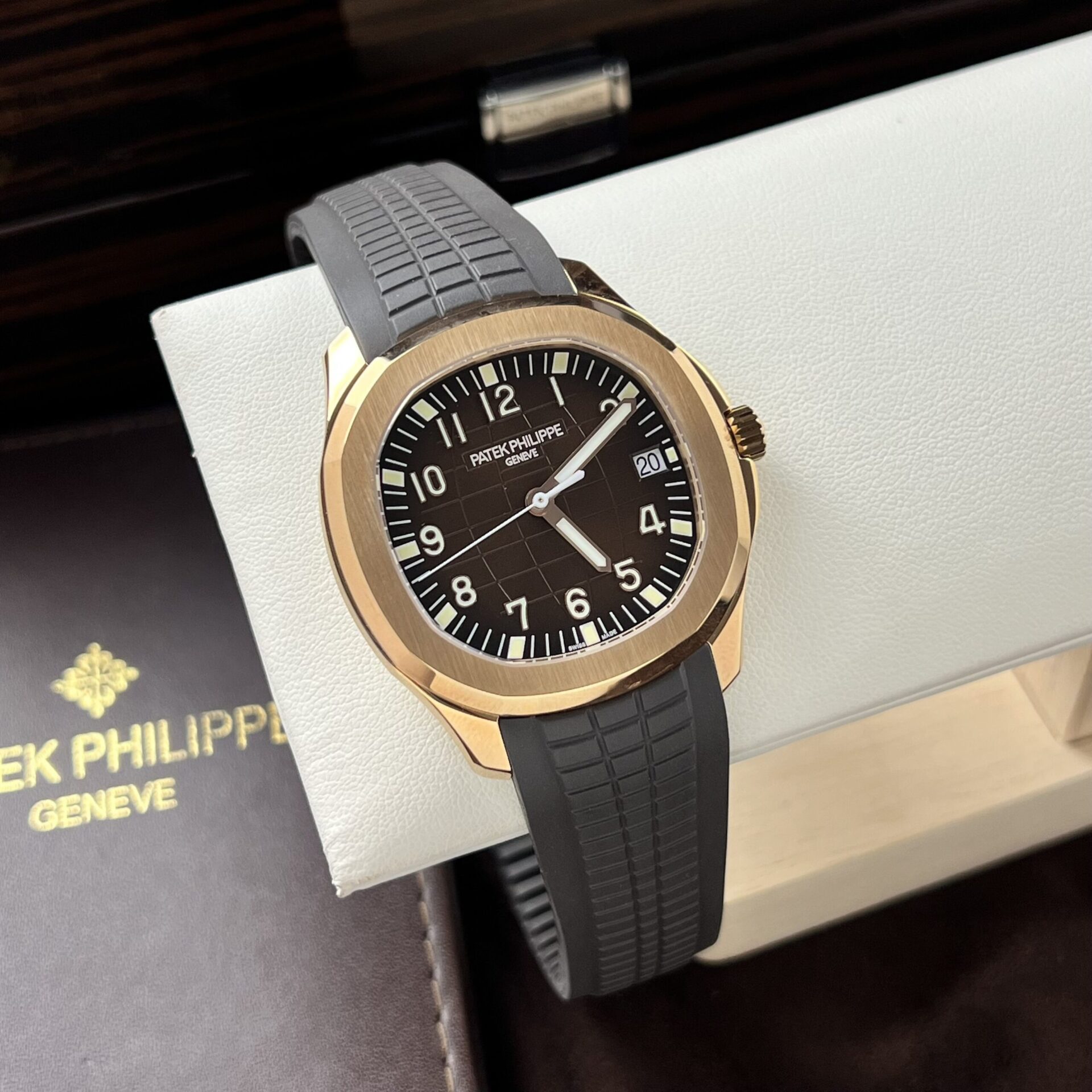 Patek Philippe Replica Watch Aquanaut 5167R Bown Dial 3K Factory 40mm
