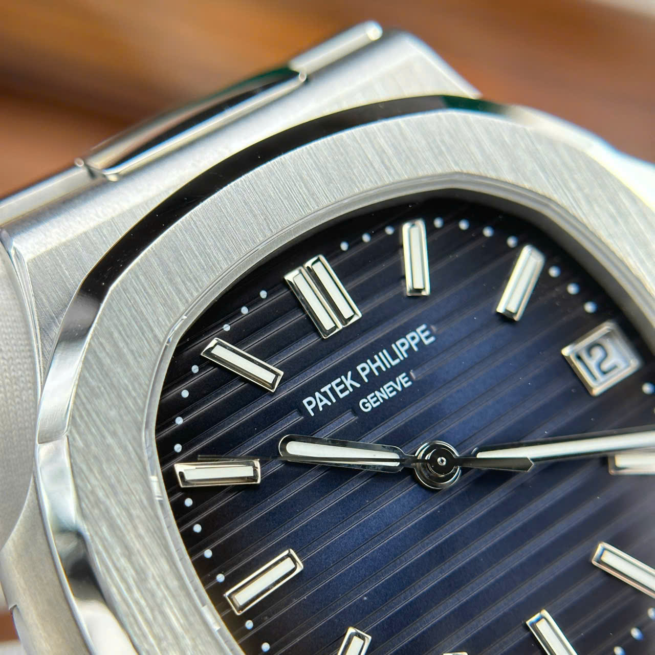 Patek Philippe Best Replica Watch Nautilus 5811 Blue Dial Refined Full Optinos 41mm