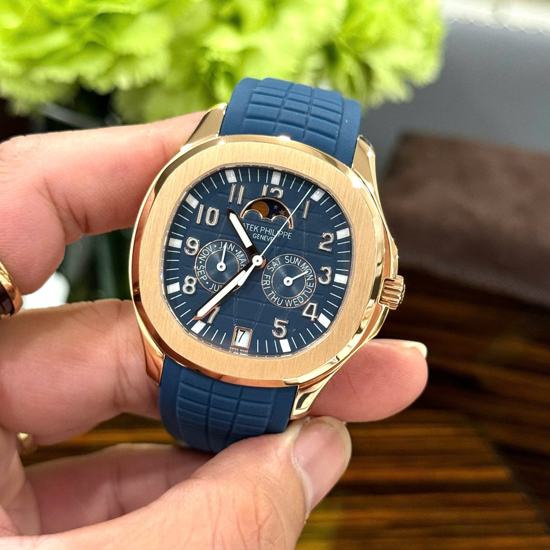 Patek Philippe Aquanaut 5261R Replica Watches Best Quality Blue Dial Rubber Strap 40mm