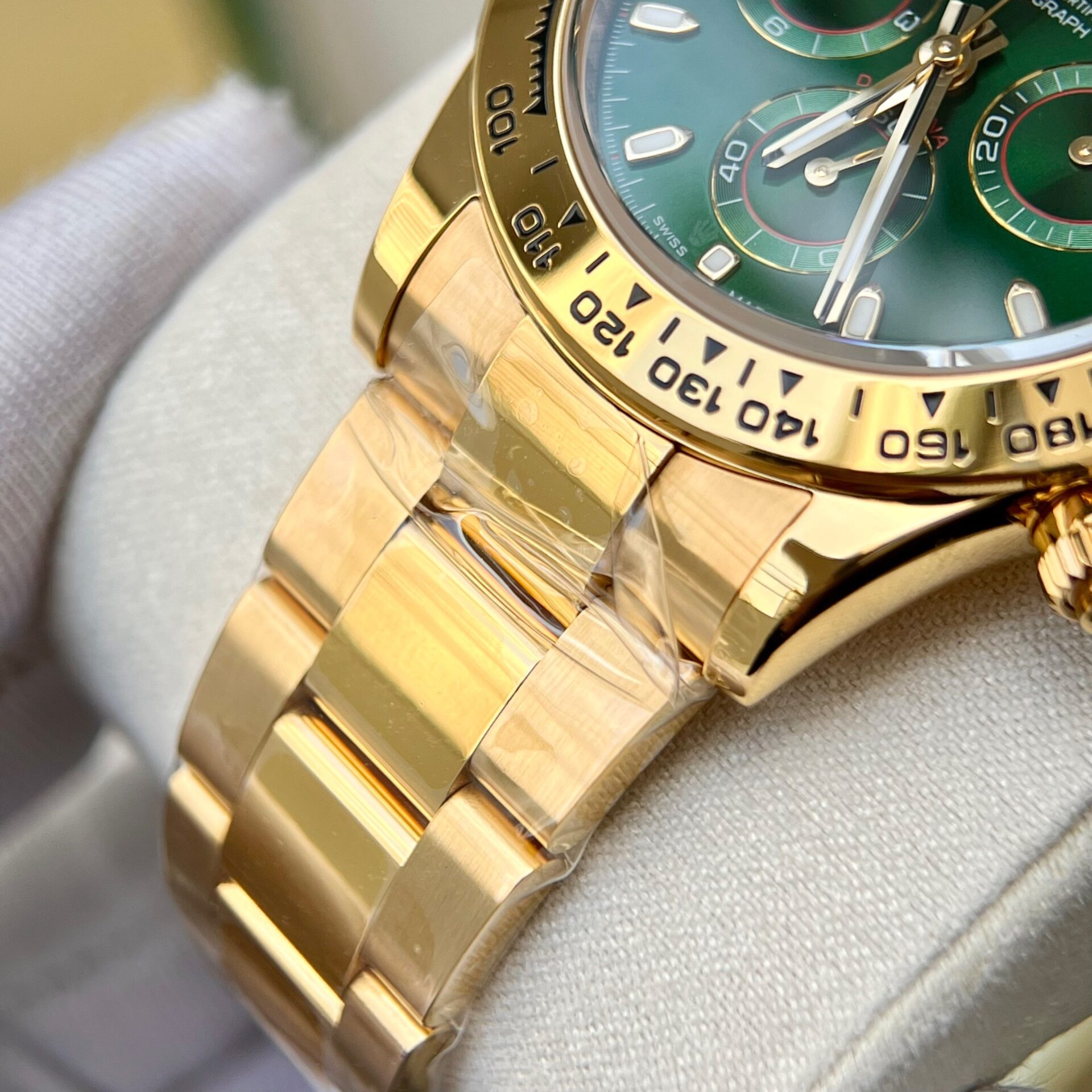 Rolex Daytona Loki Gold Wrapped Highest Quality Replica Watch 40mm