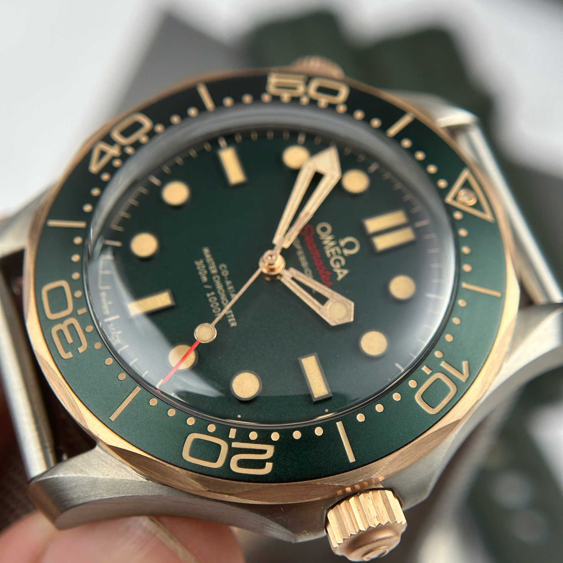 Omega Seamaster Driver 300 Replica Watch Green Dial Demi Bezel Full Set VS Factory 42mm