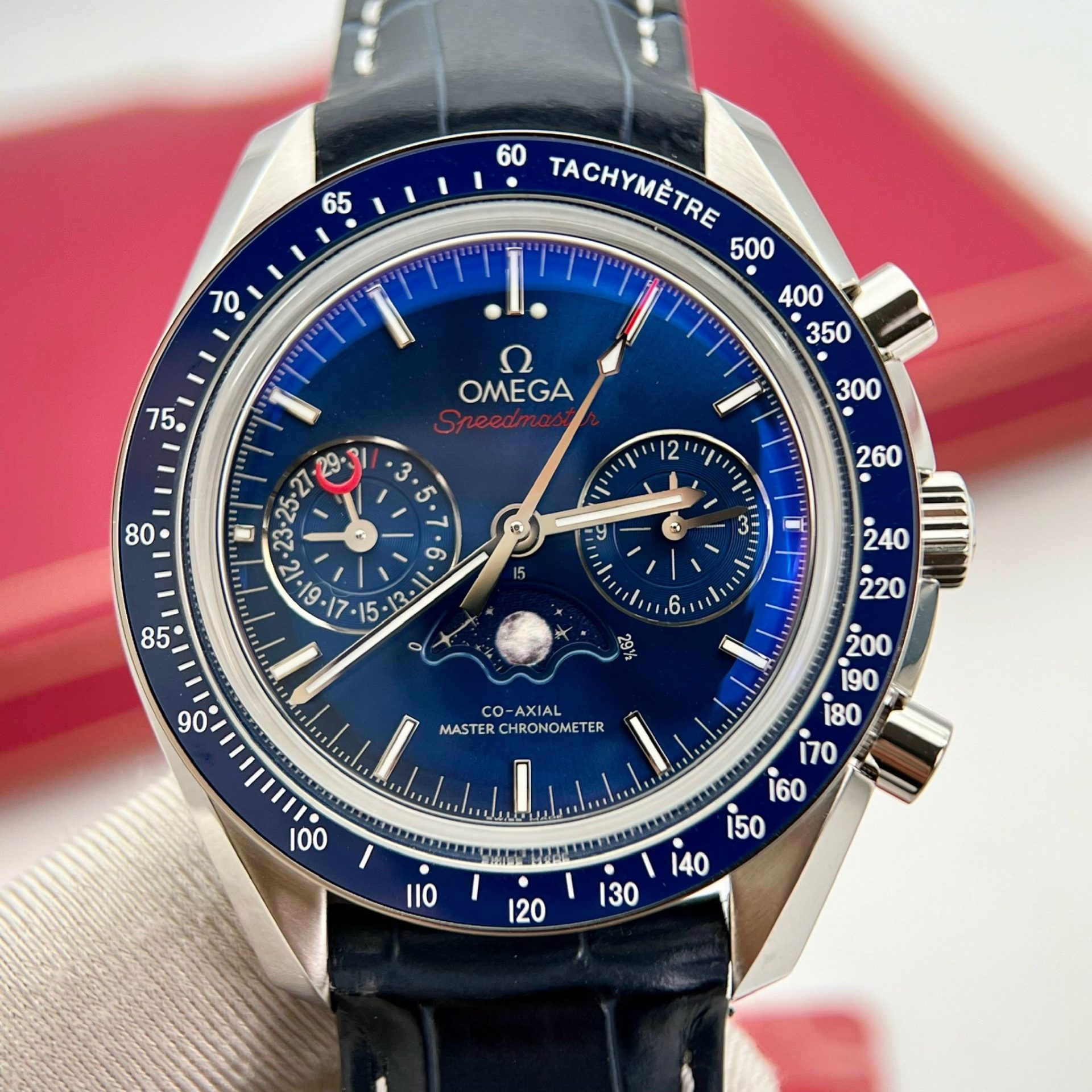 Omega Replica Watch Speedmaster Co-Axial Moonphase Blue Dial 44mm