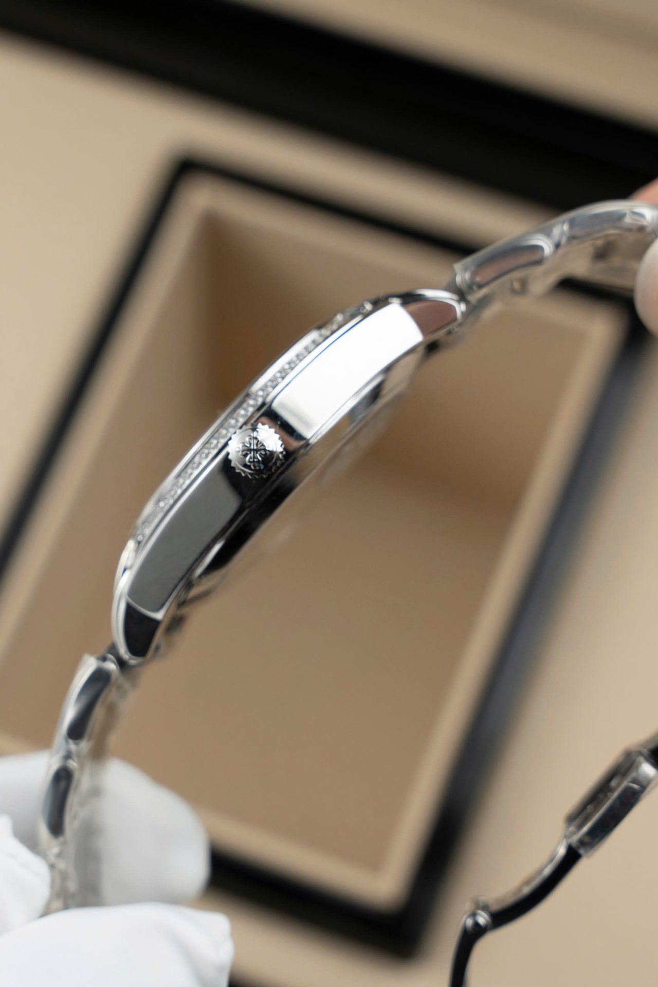 Patek Philippe Twenty 4 7300 Replica Watches Blue Dial Metal Wire 36mm