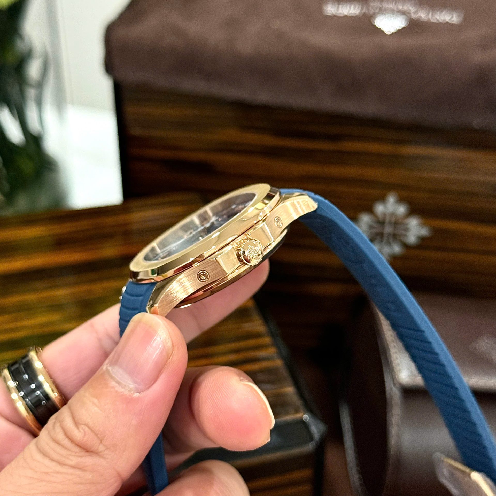 Patek Philippe Aquanaut 5261R Replica Watches Best Quality Blue Dial Rubber Strap 40mm