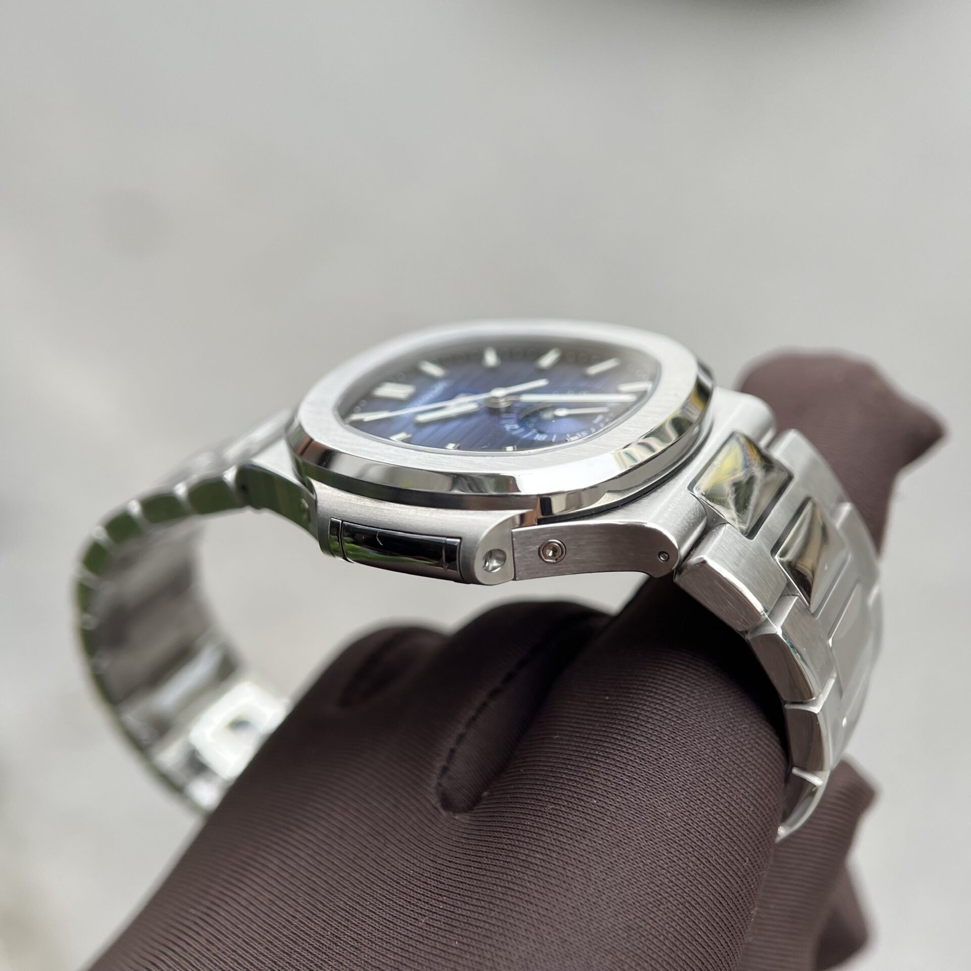 Patek Philippe 5726G Replica Watch Steel Strap Blue Dial 40.5mm