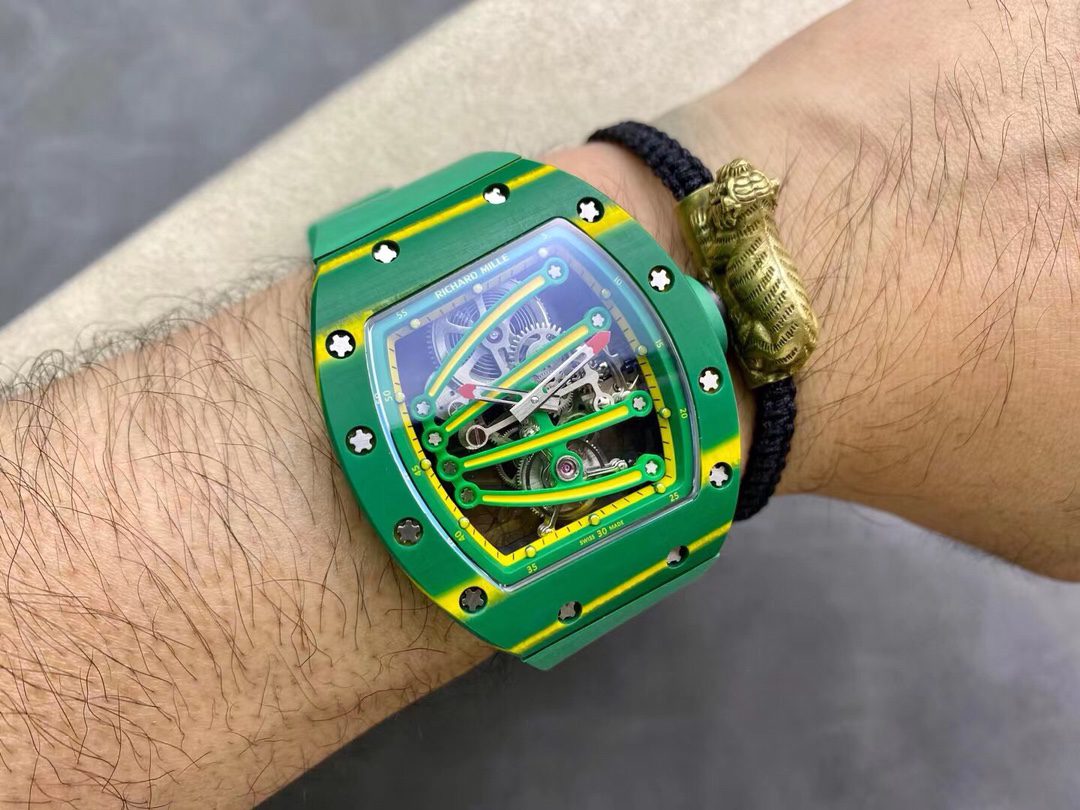 Richard Mille Replica Watch RM59-01 Yohan Blake Tourbillon Carbon Green 43x50mm
