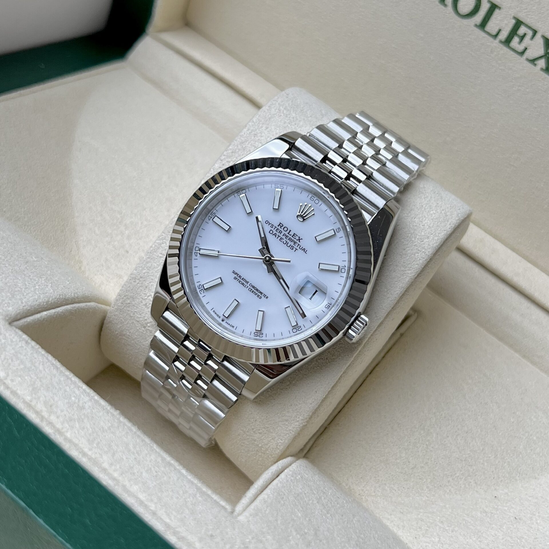 Rolex DateJust 126334 Replica Watch White Enamel Clean Factory 41mm