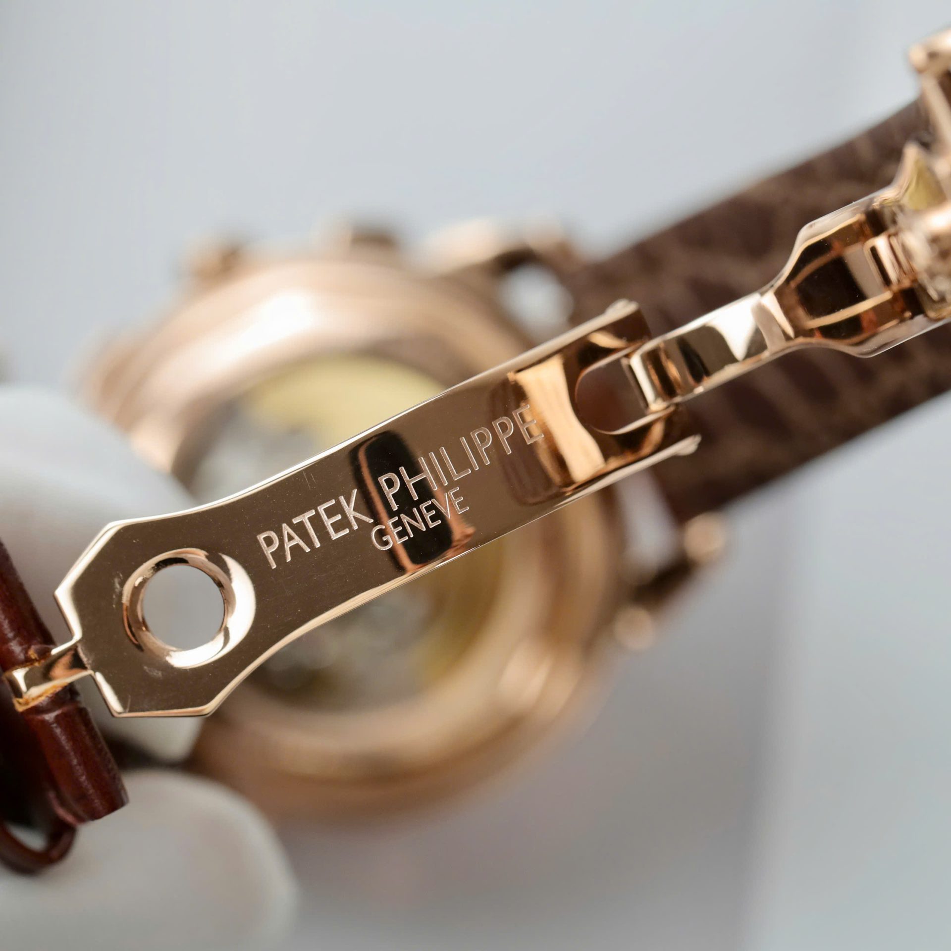 Patek Philippe Fake Watch Perpetal Calendar 5270 White Dial Leather Strap 41mm